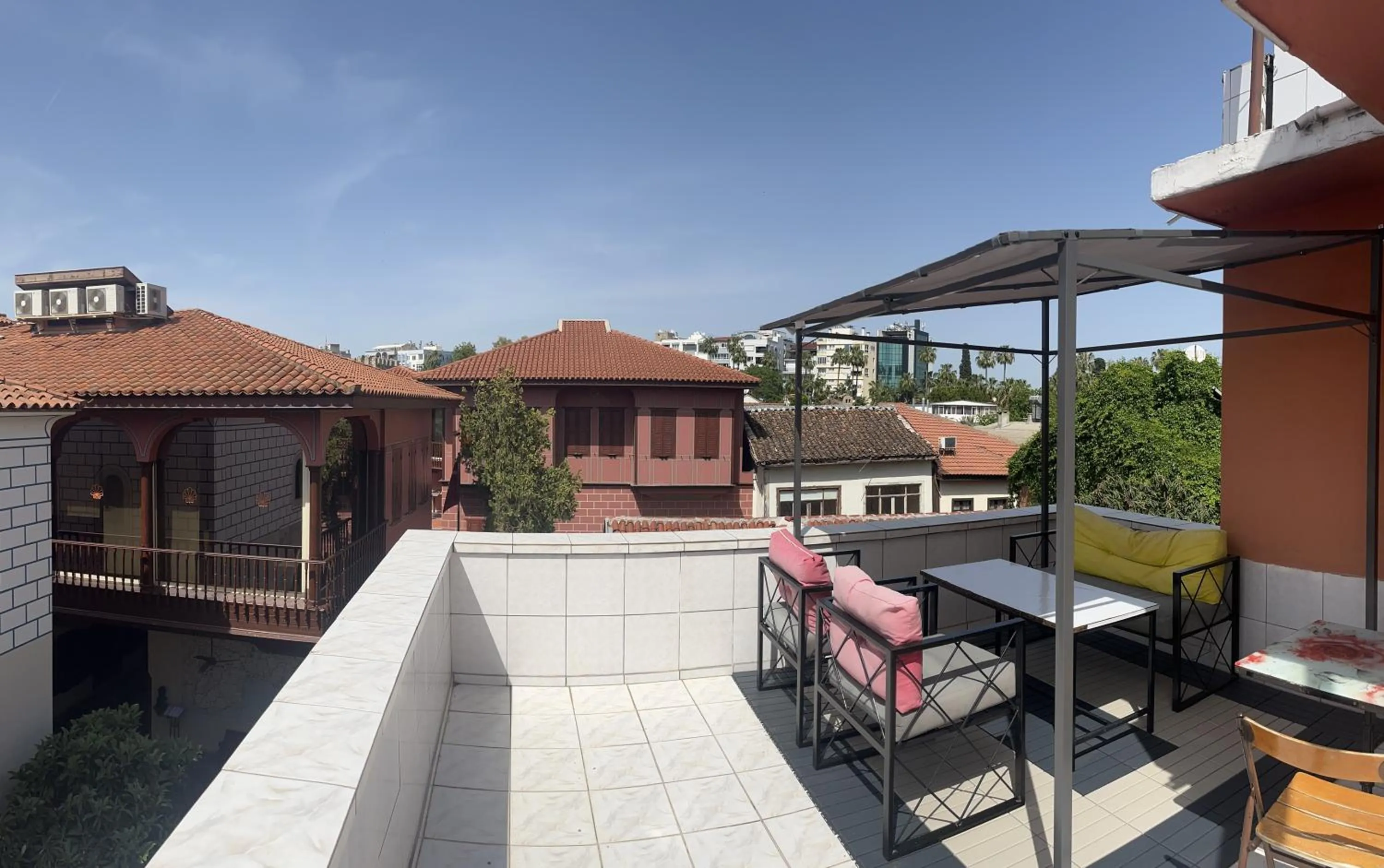 Day in Erkal Pension