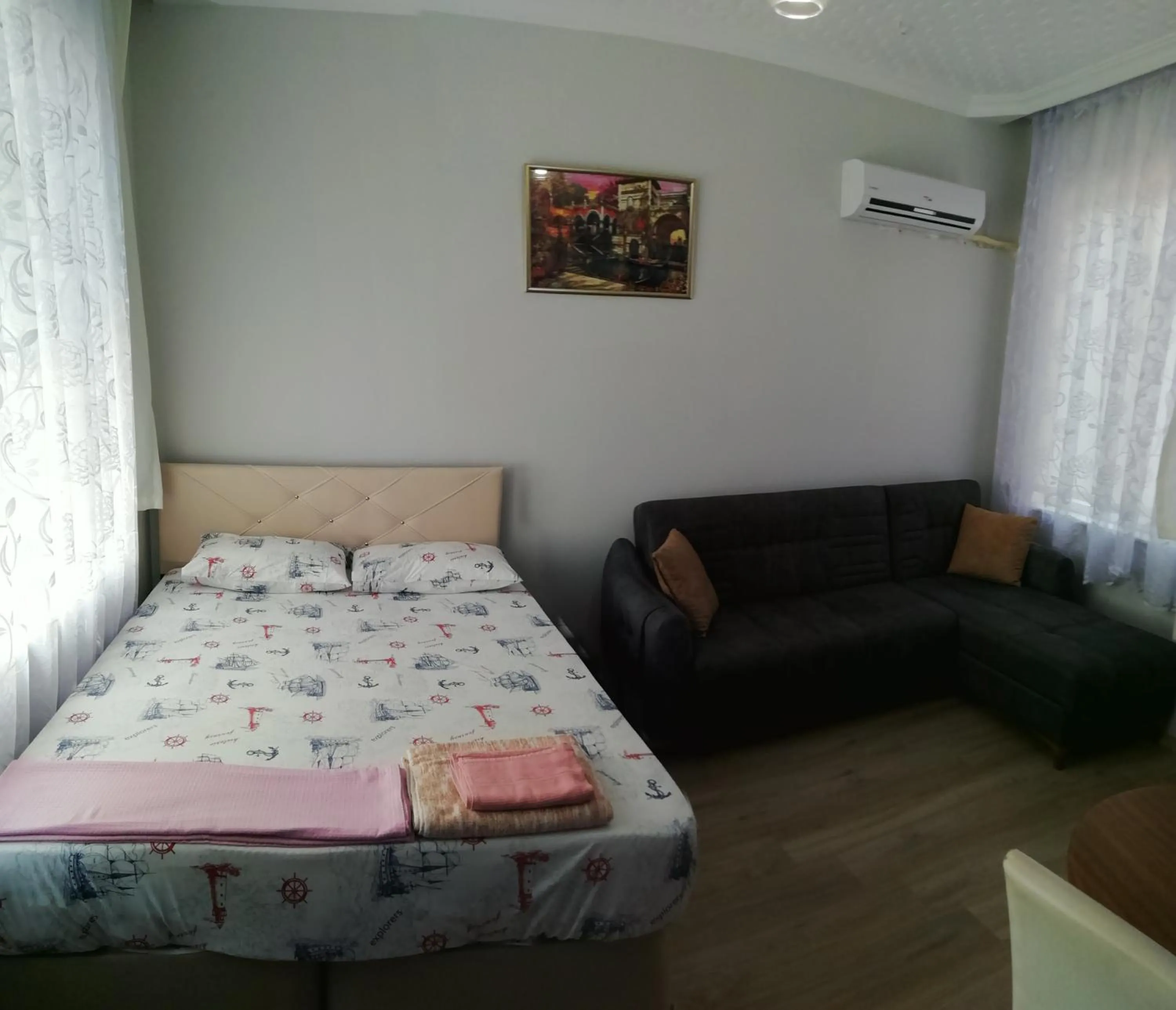 Bedroom, Bed in Erkal Pension