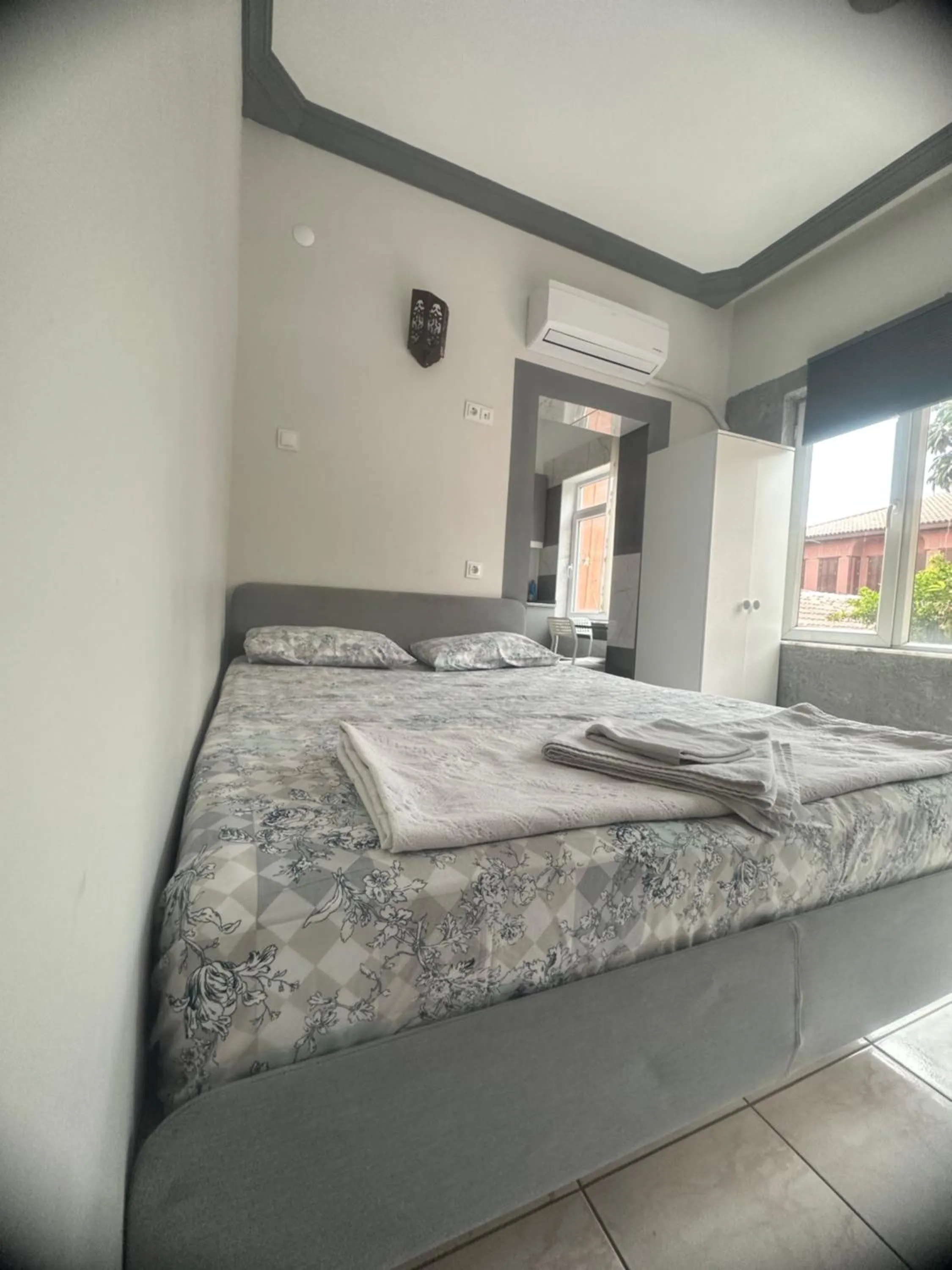 Bed in Erkal Pension