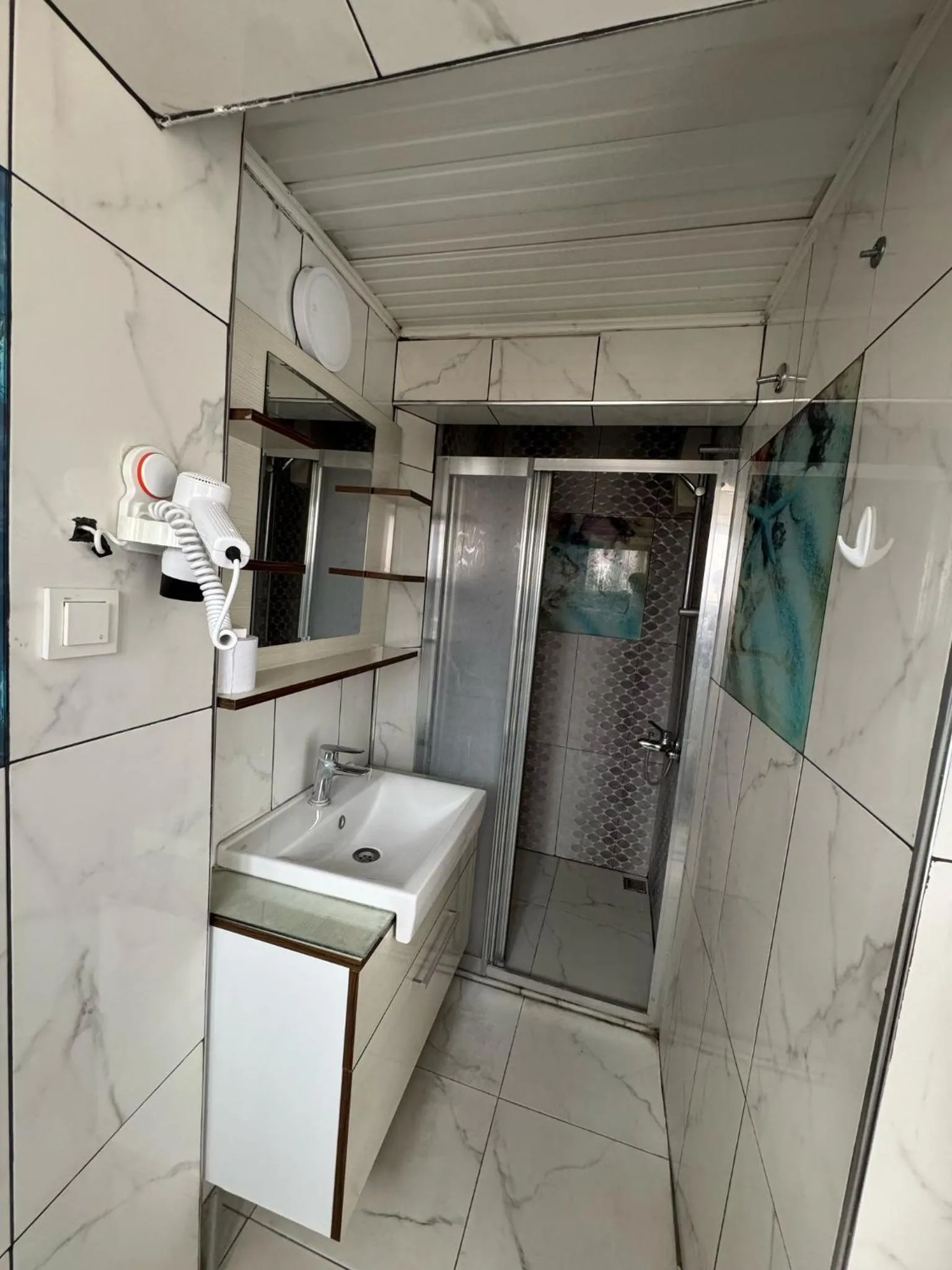 Shower in Erkal Pension