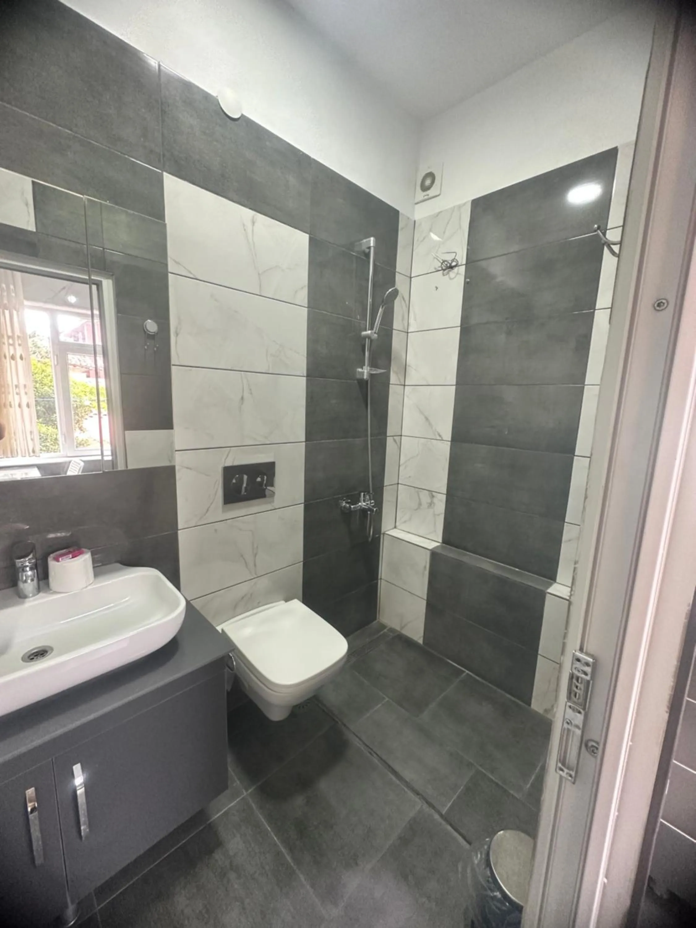 Shower in Erkal Pension