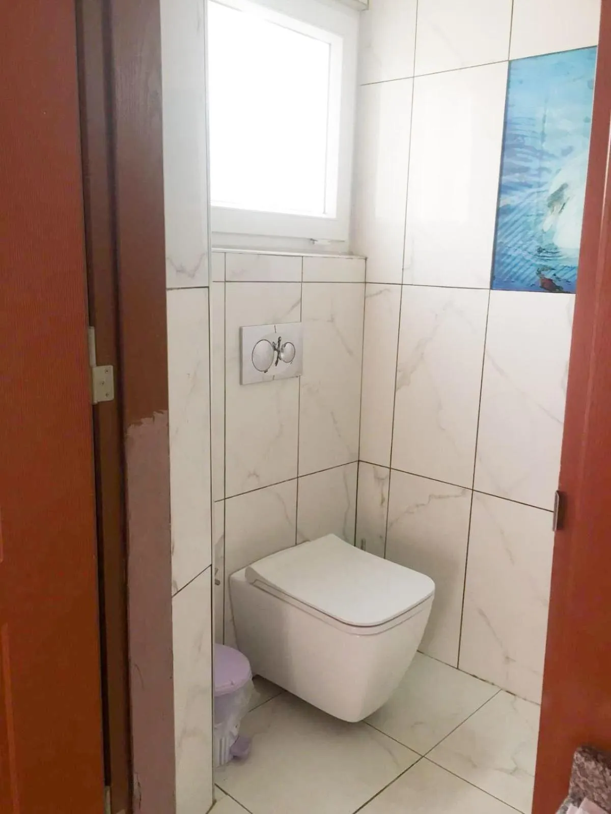 Toilet in Erkal Pension