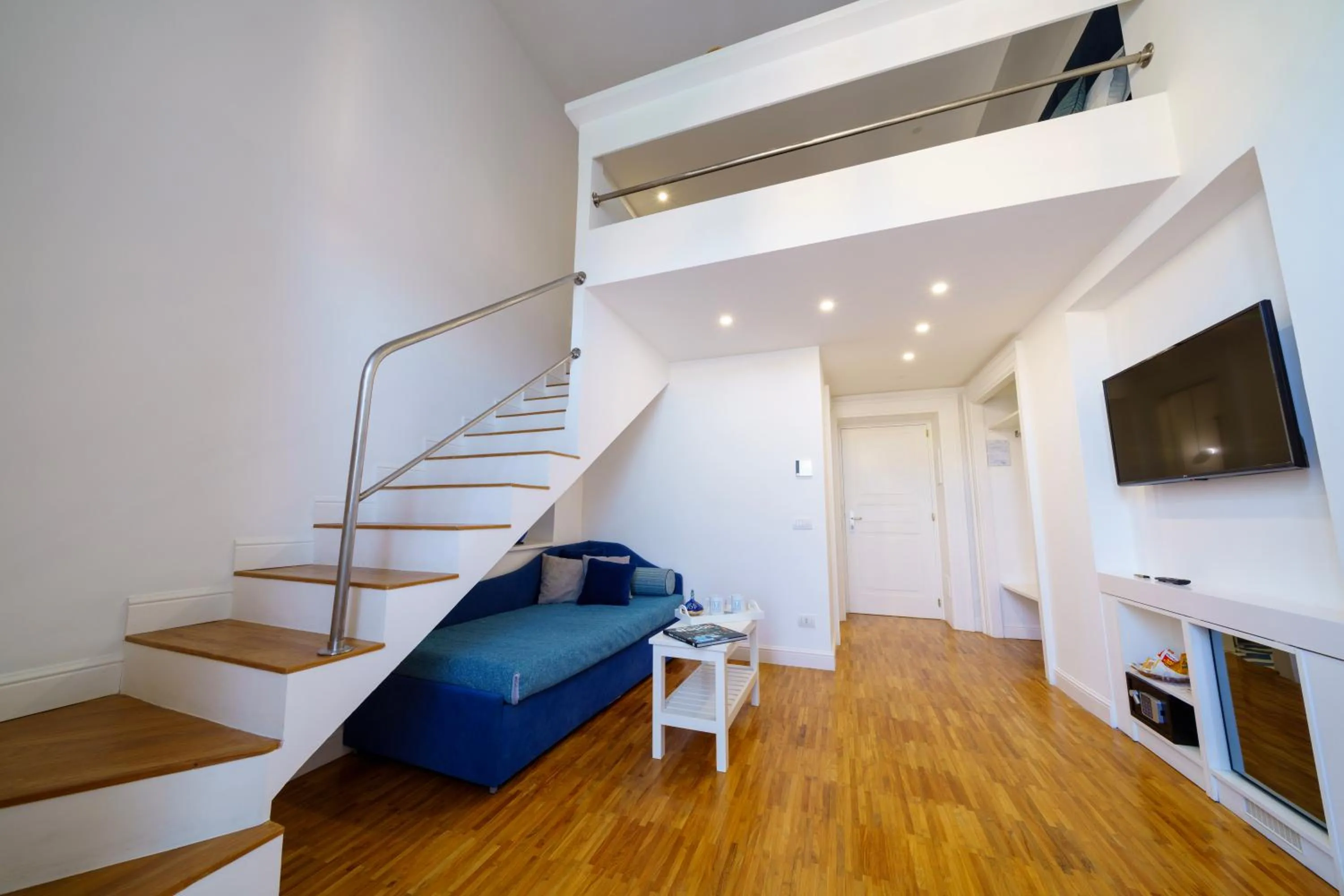 Photo of the whole room in Villa Manning Relais