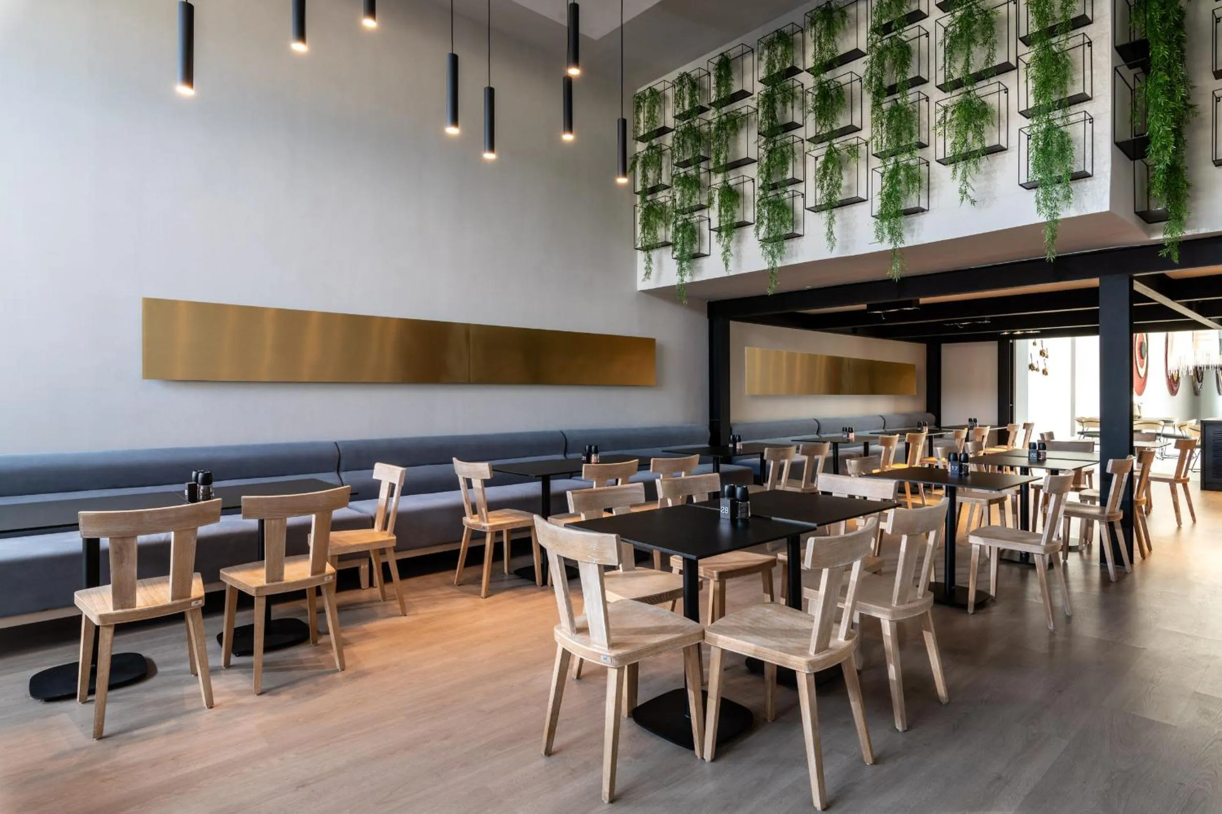 Restaurant/places to eat in Abacus Suites