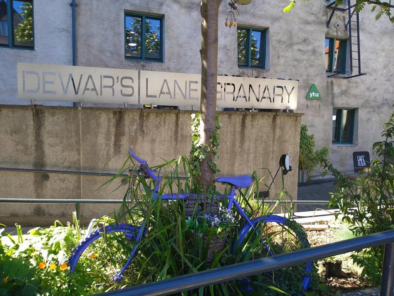 Property building in YHA Berwick