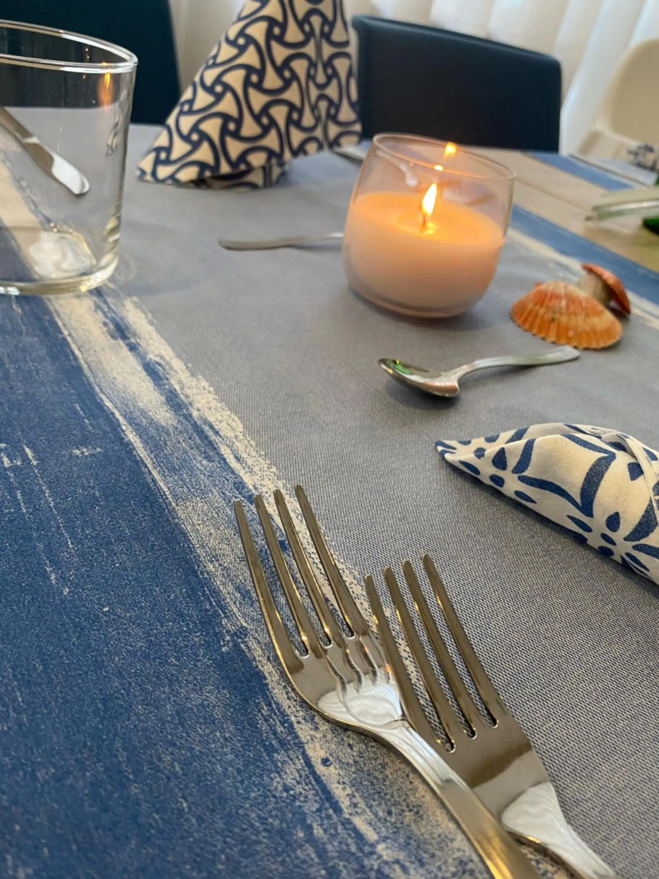 Restaurant/places to eat in Hotel Alabama