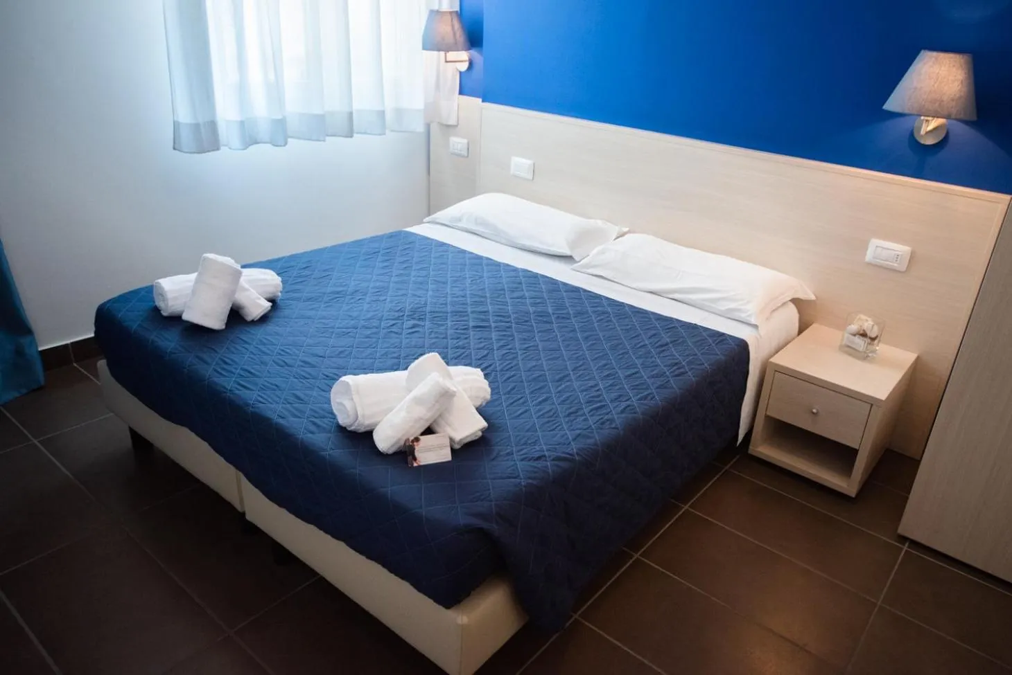 Bed in Hotel Alabama