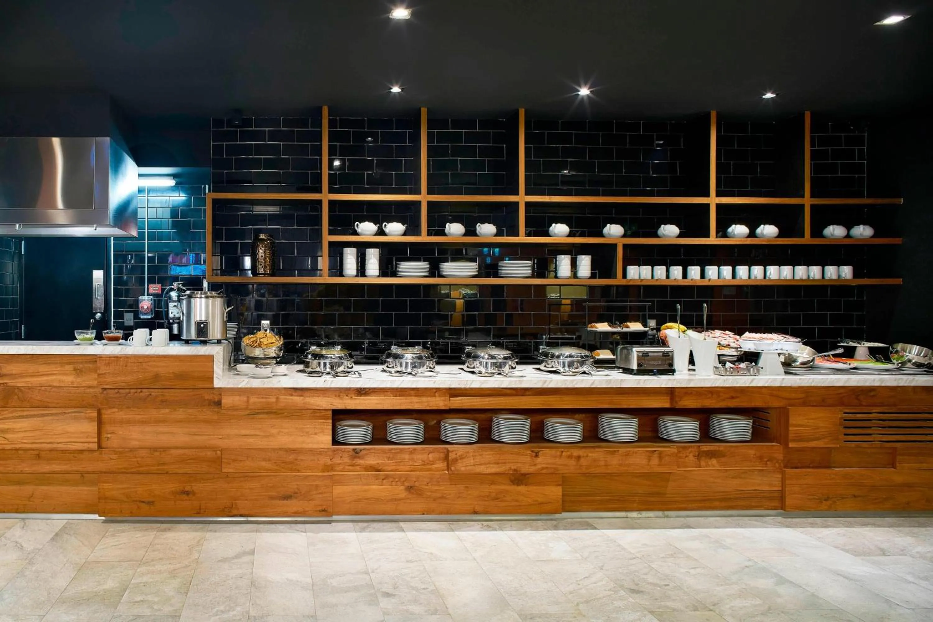 Breakfast in Courtyard by Marriott Mexico City Toreo