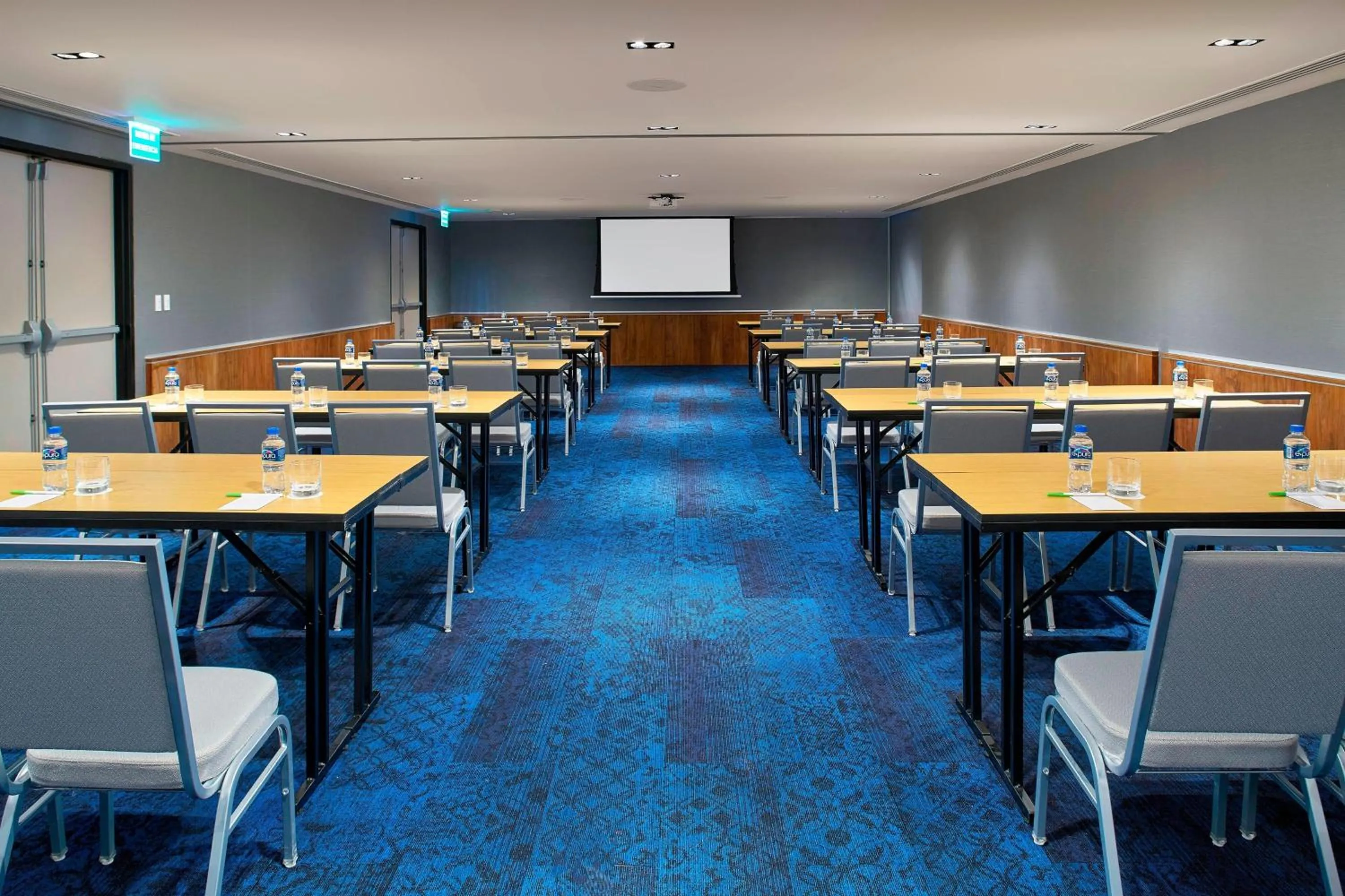 Meeting/conference room in Courtyard by Marriott Mexico City Toreo