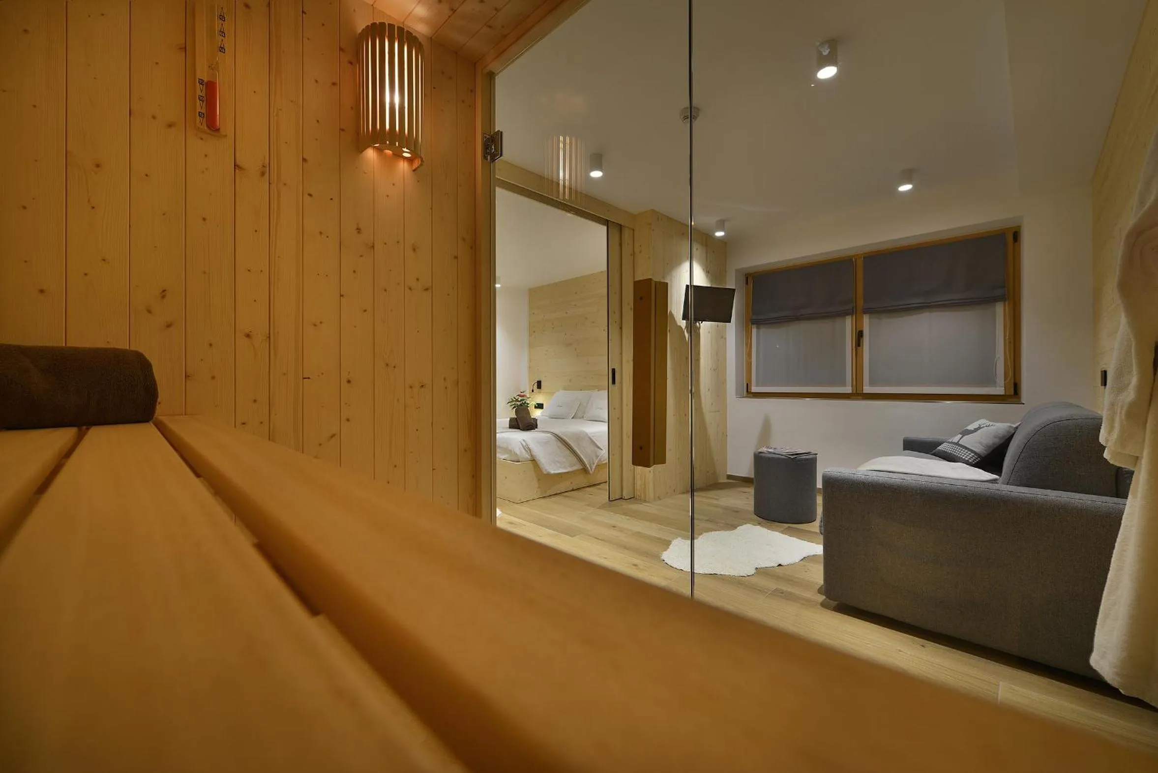 Sauna, Bed in Hotel Valtellina