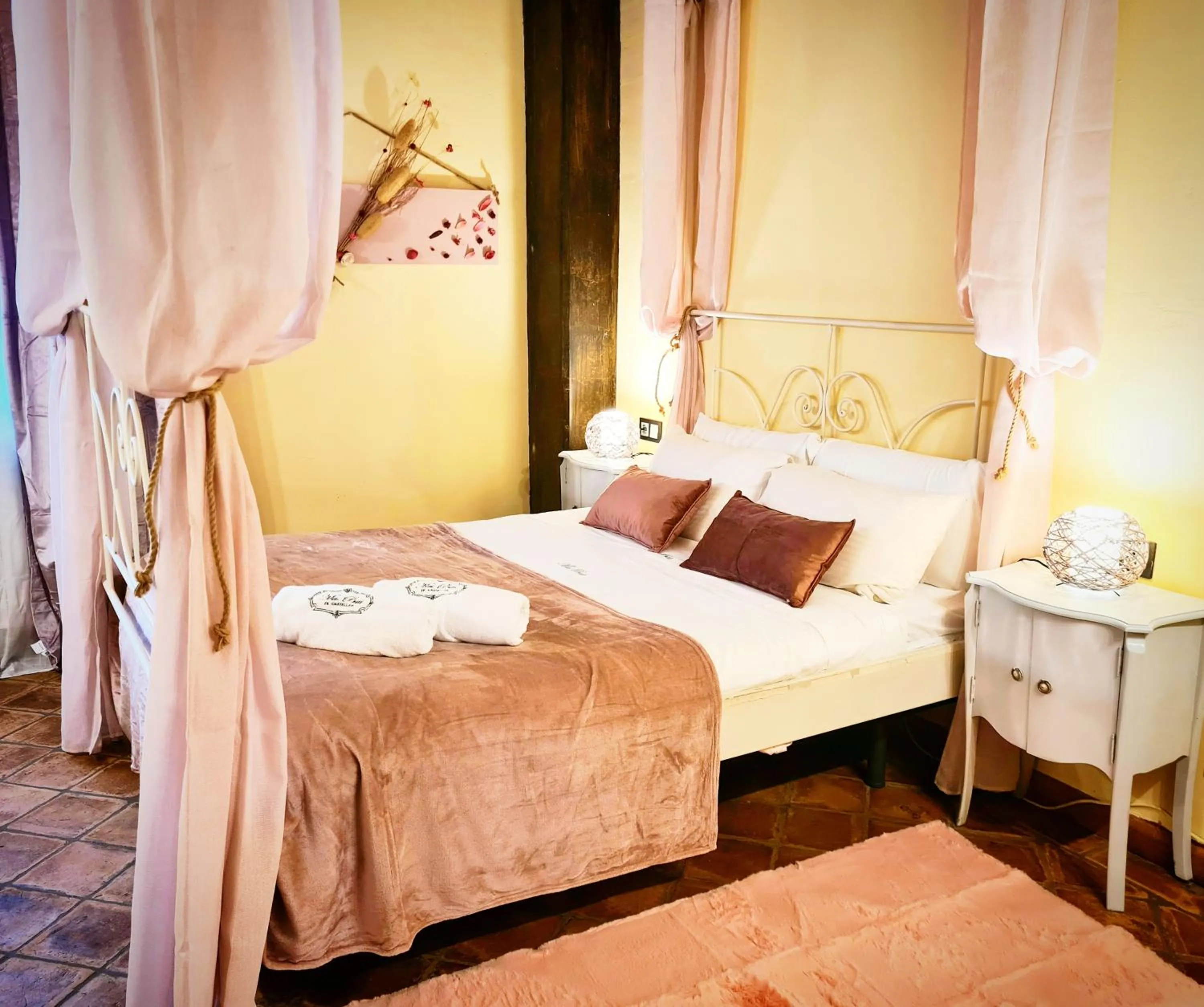 Bed in Hotel Rural & Spa Mas Prat