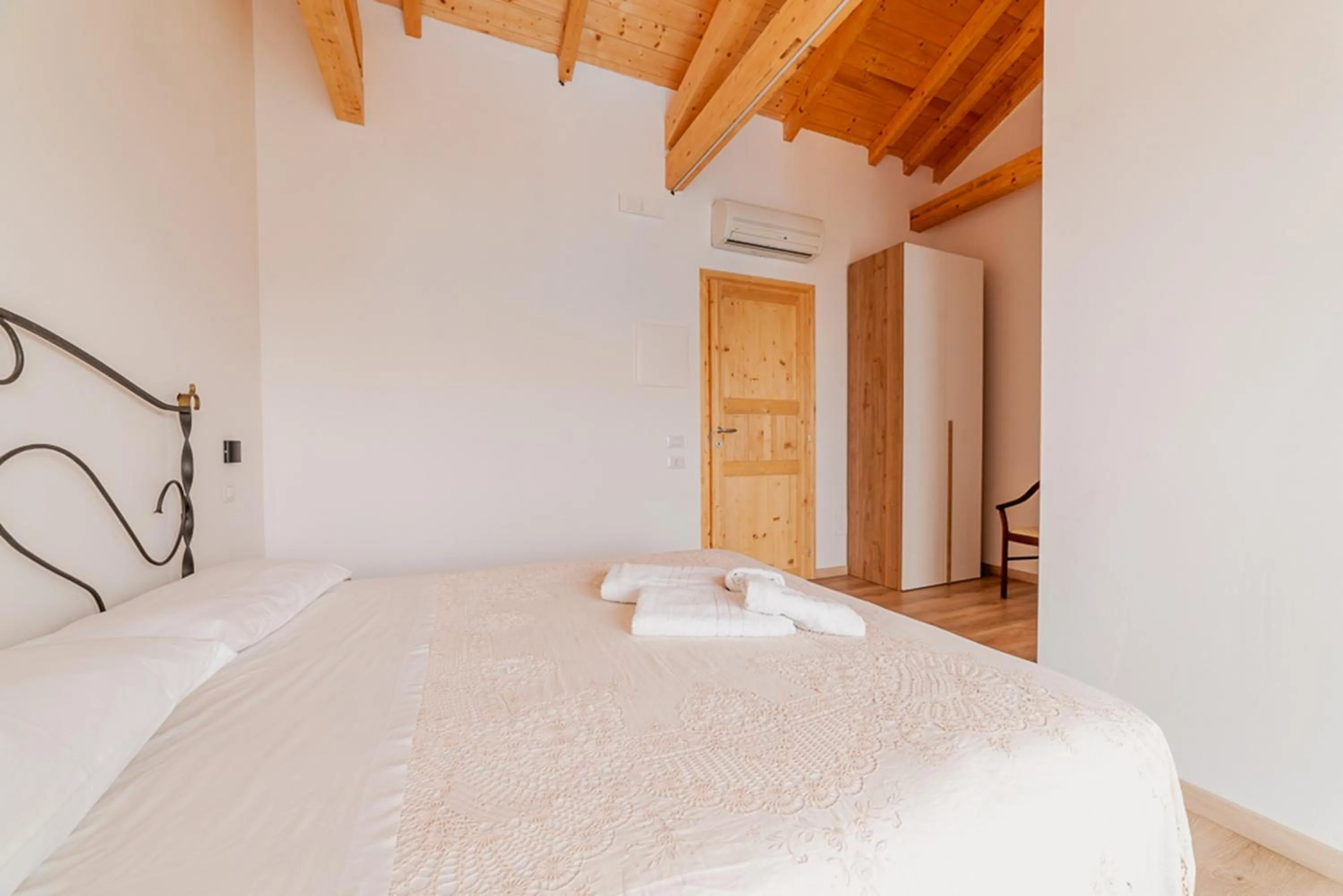 Bedroom, Bed in Agriturismo San Basilio