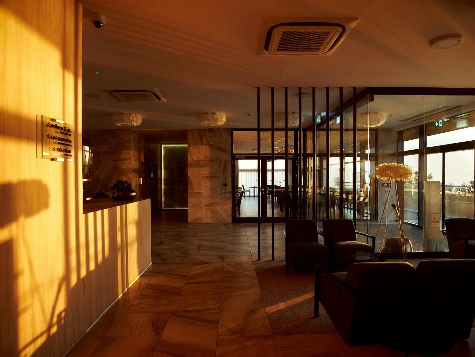 Restaurant/places to eat in Baltivia Sea Resort