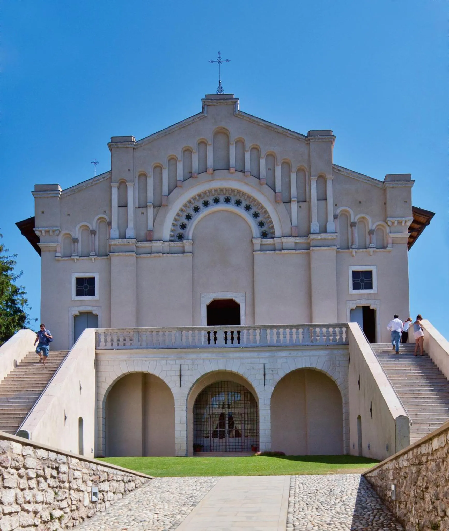 Nearby landmark in Hotel Astra