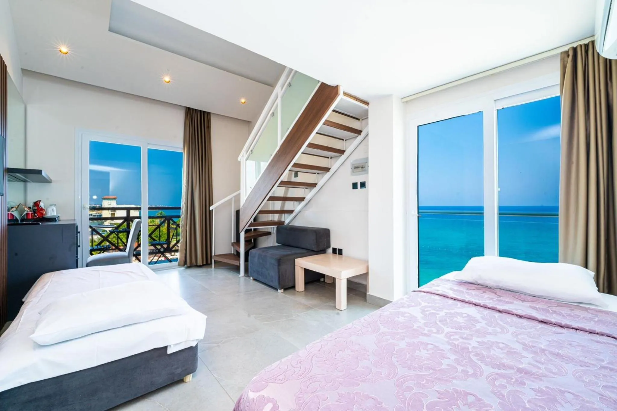 Bed in Manolya Hotel