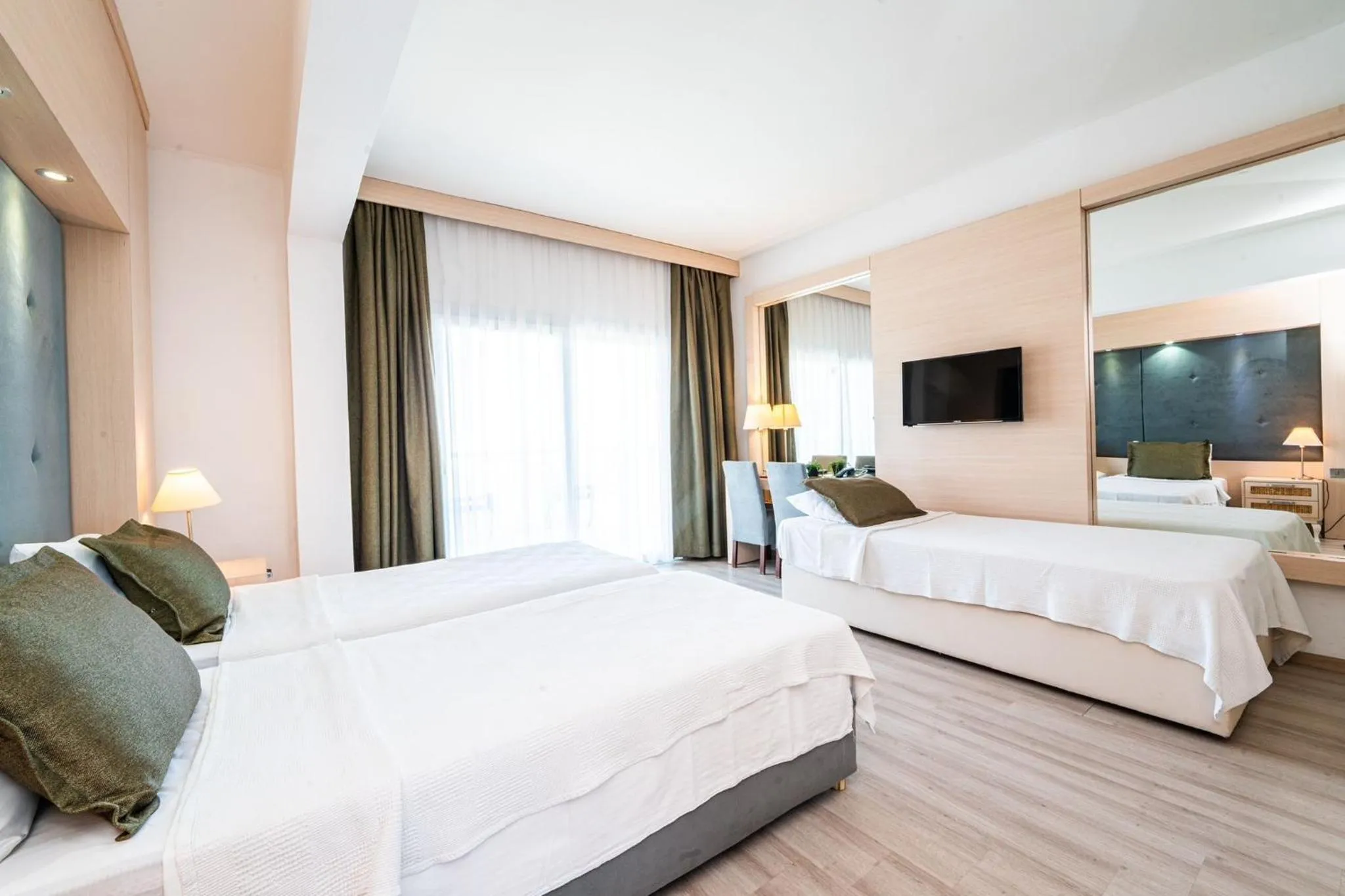 Communal lounge/ TV room in Manolya Hotel