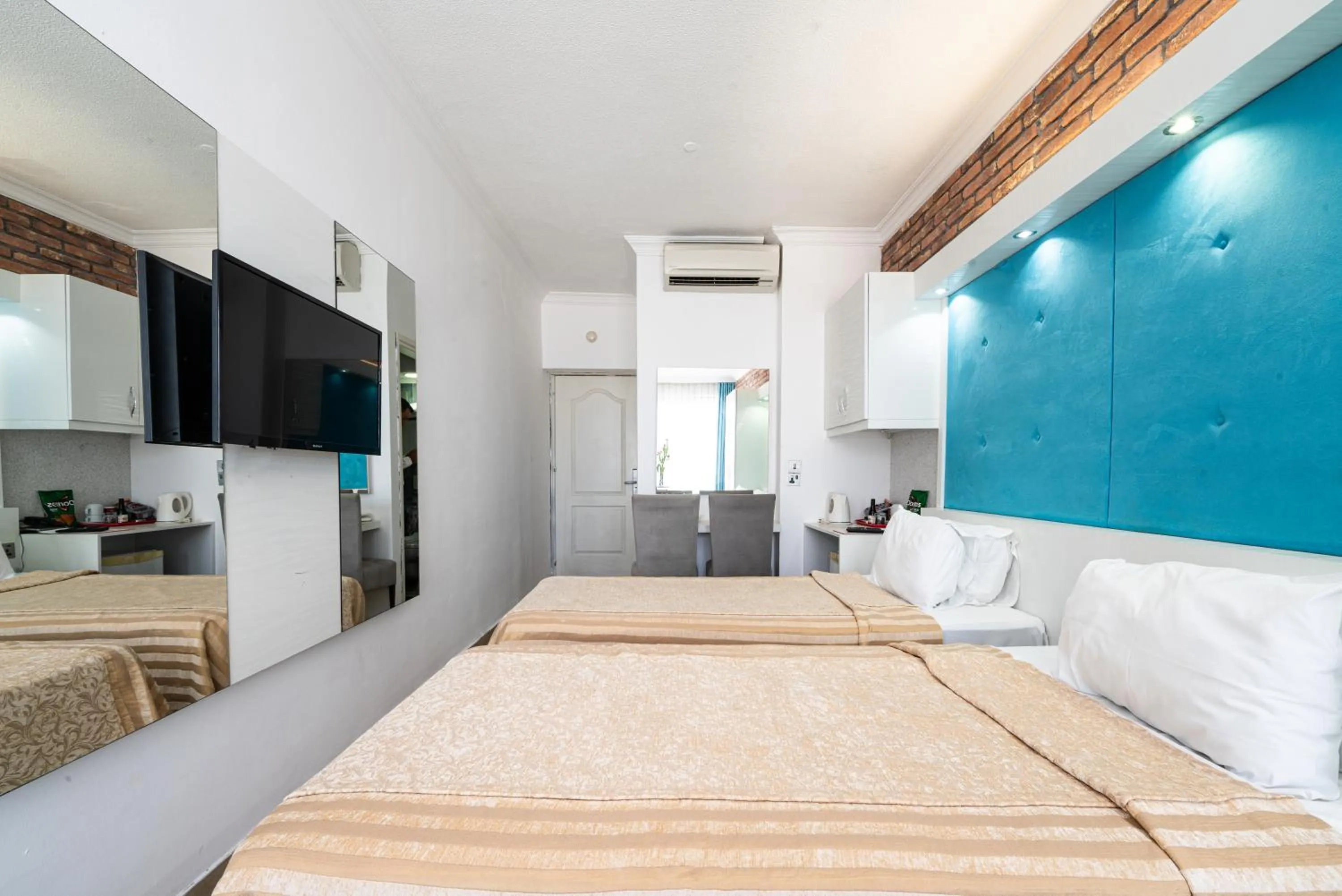 Garden in Manolya Hotel