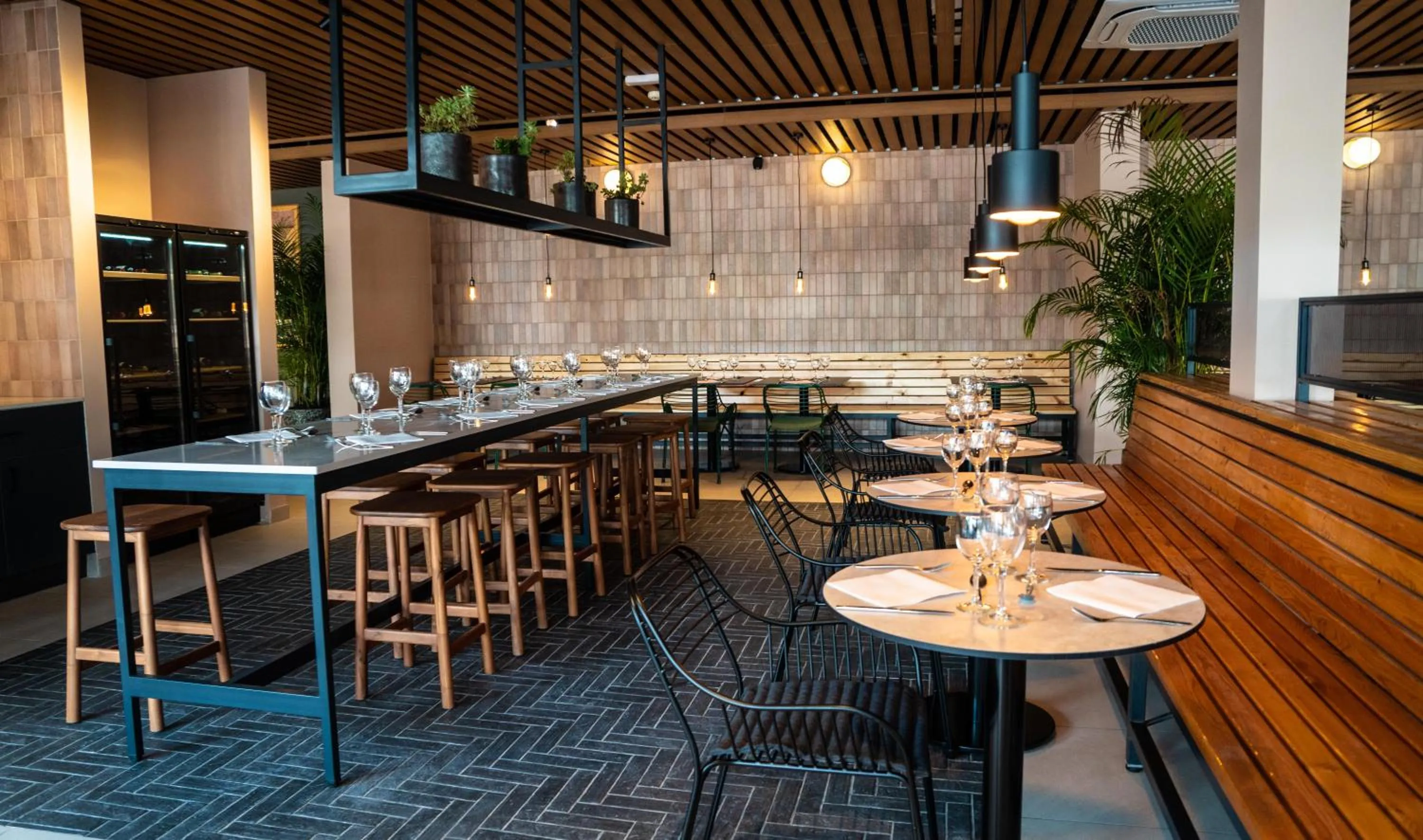 Restaurant/places to eat in Coral Cotillo Beach