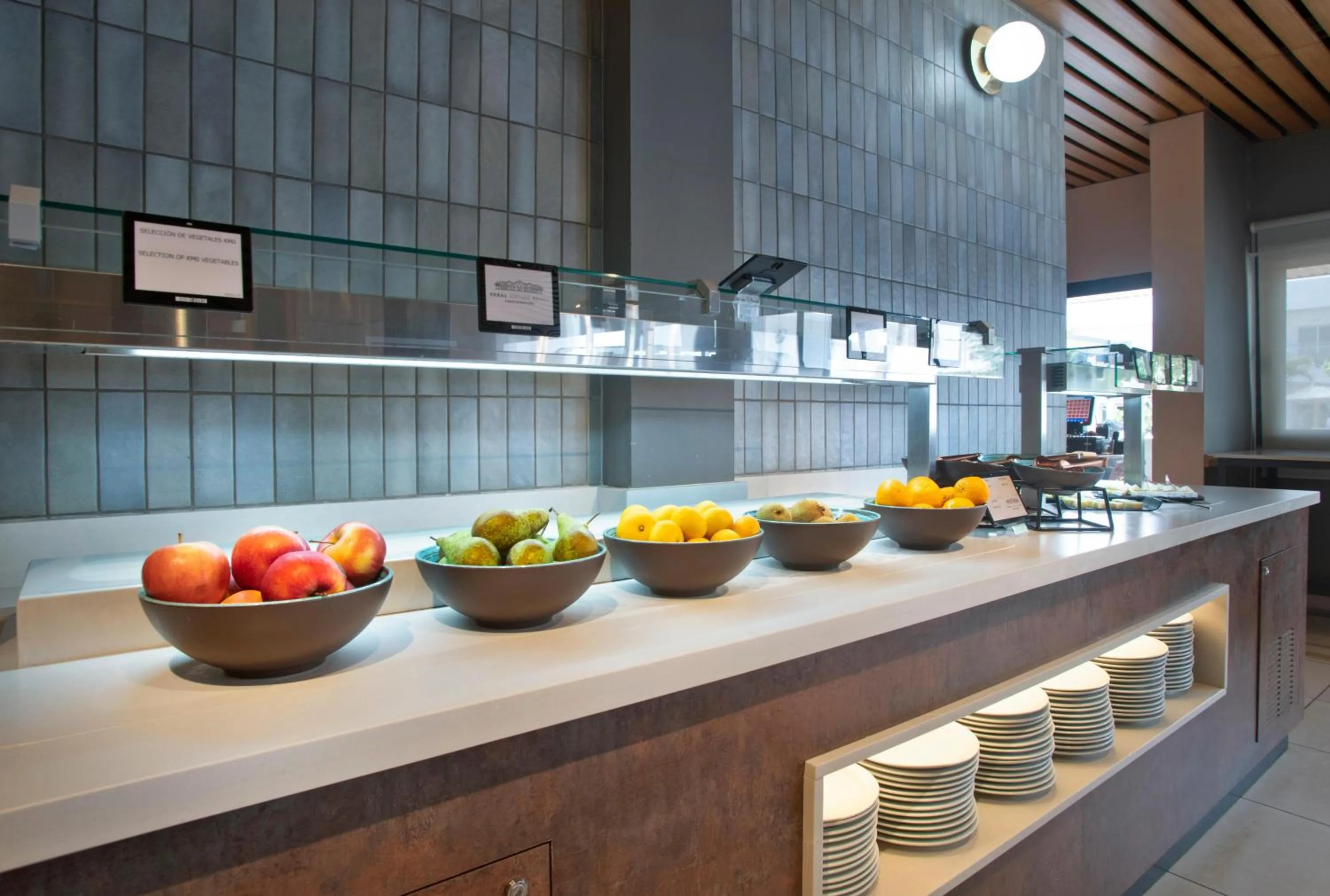 Restaurant/places to eat in Coral Cotillo Beach