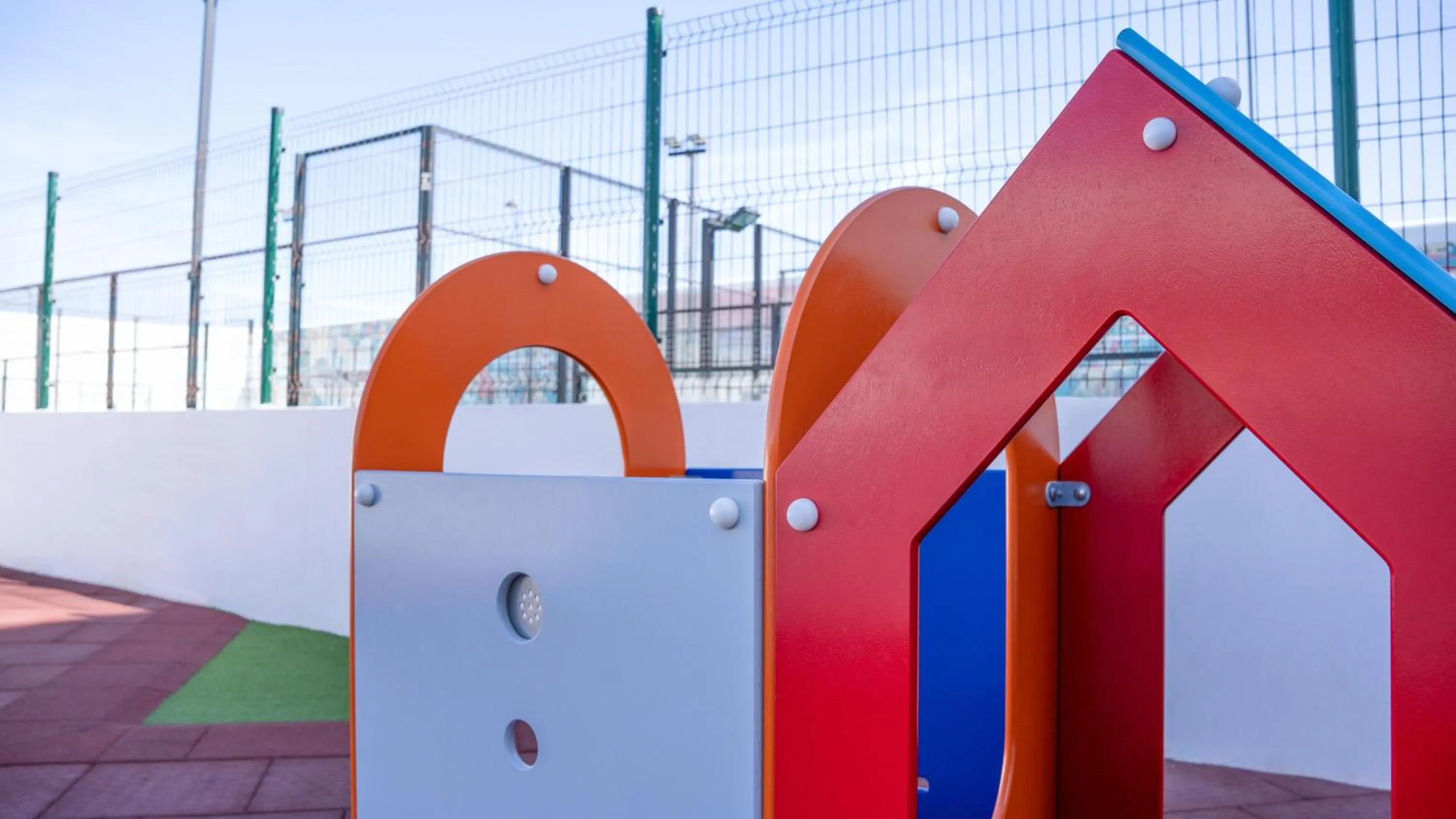 children in Coral Cotillo Beach