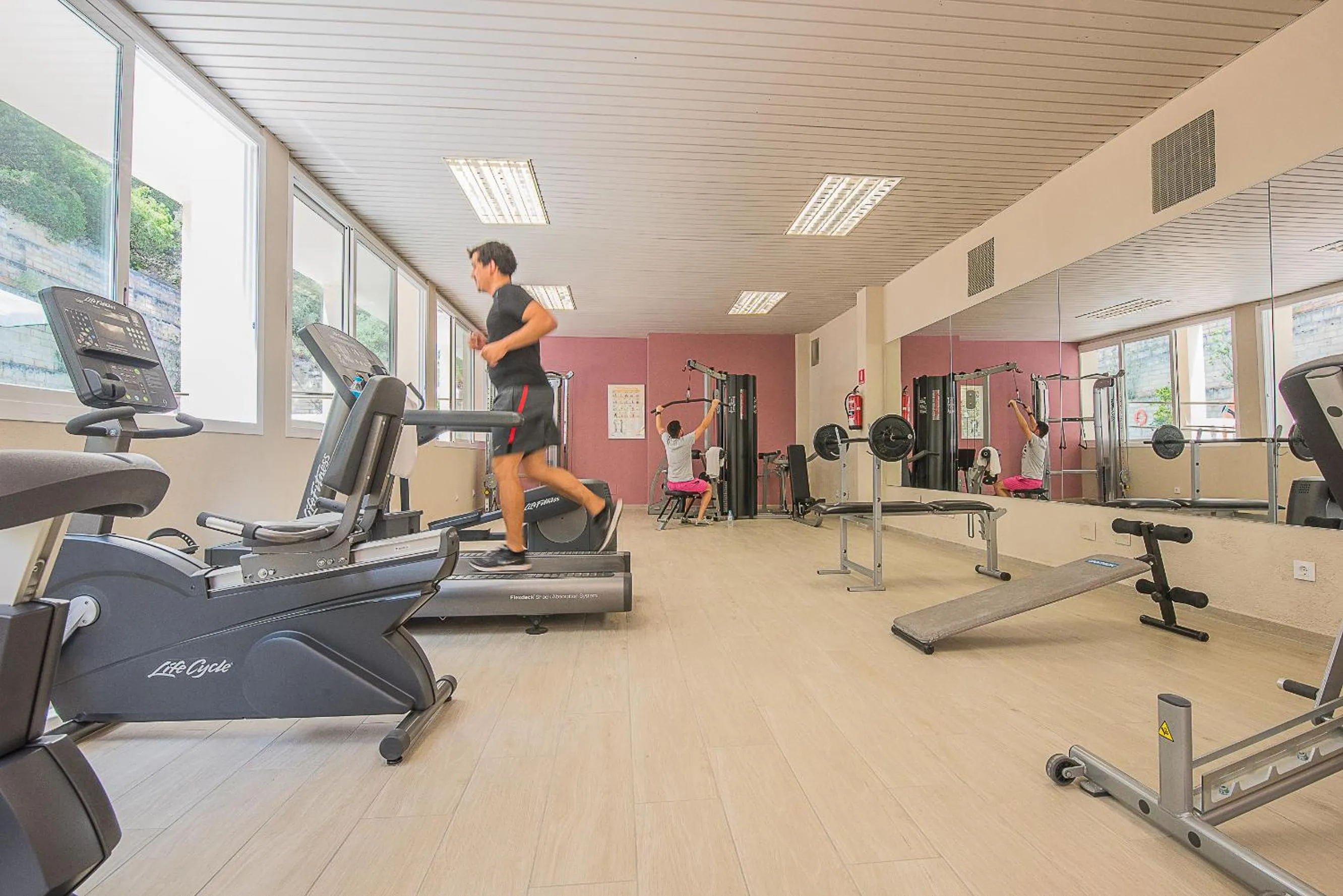 Fitness centre/facilities in FLOR los Almendros Apartamentos