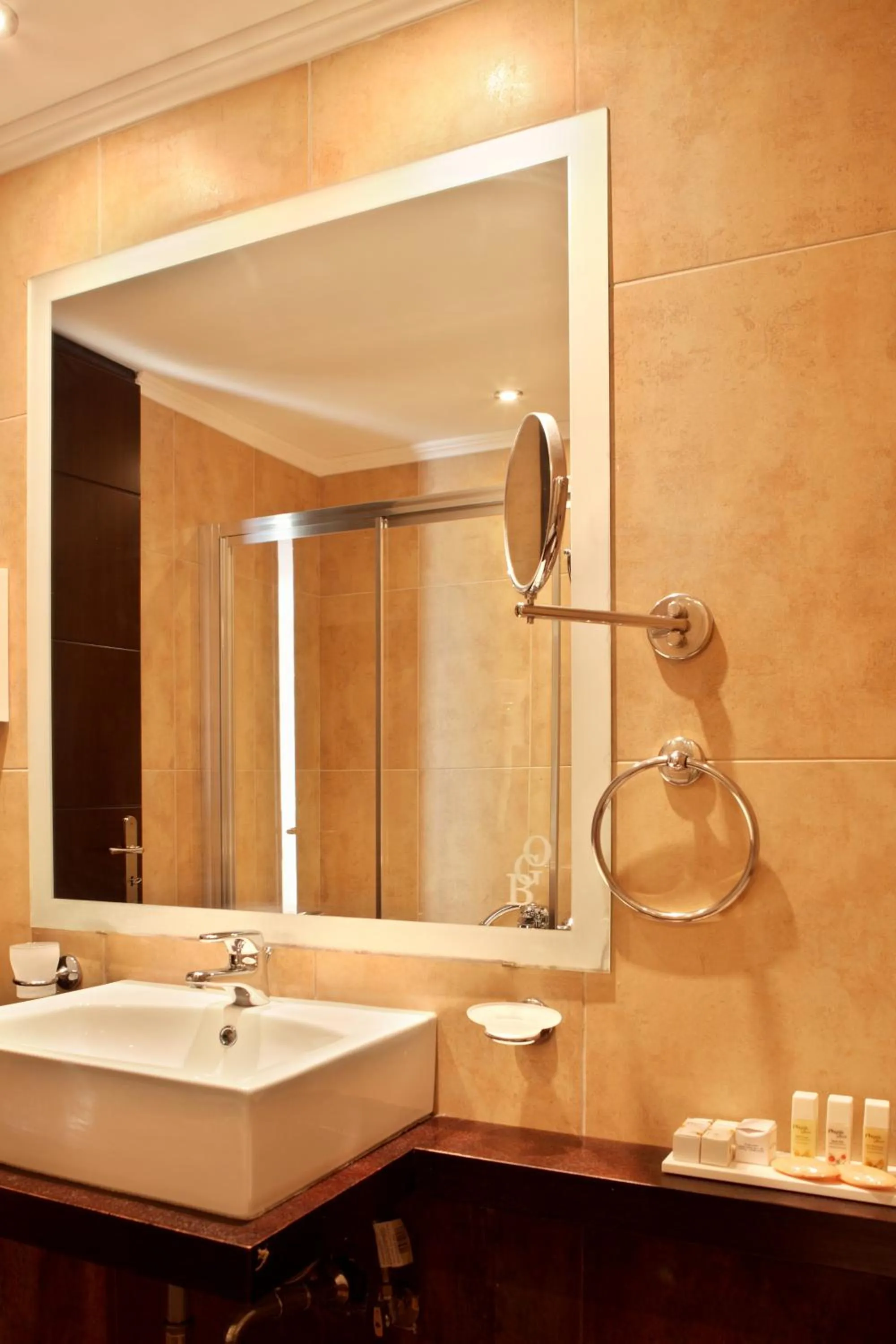 Bathroom in Olympia Golden Beach Resort & Spa