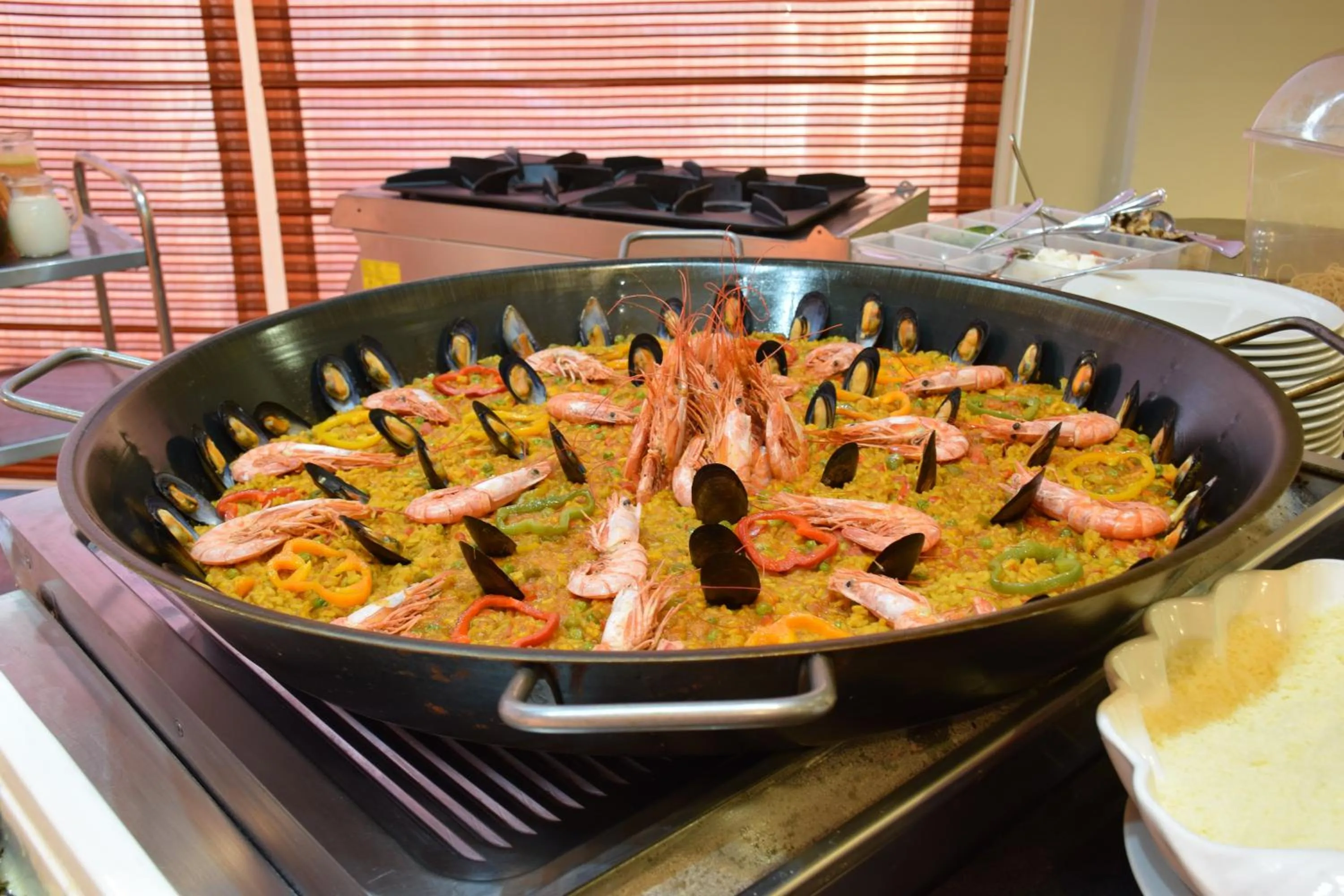 Dinner in Olympia Golden Beach Resort & Spa