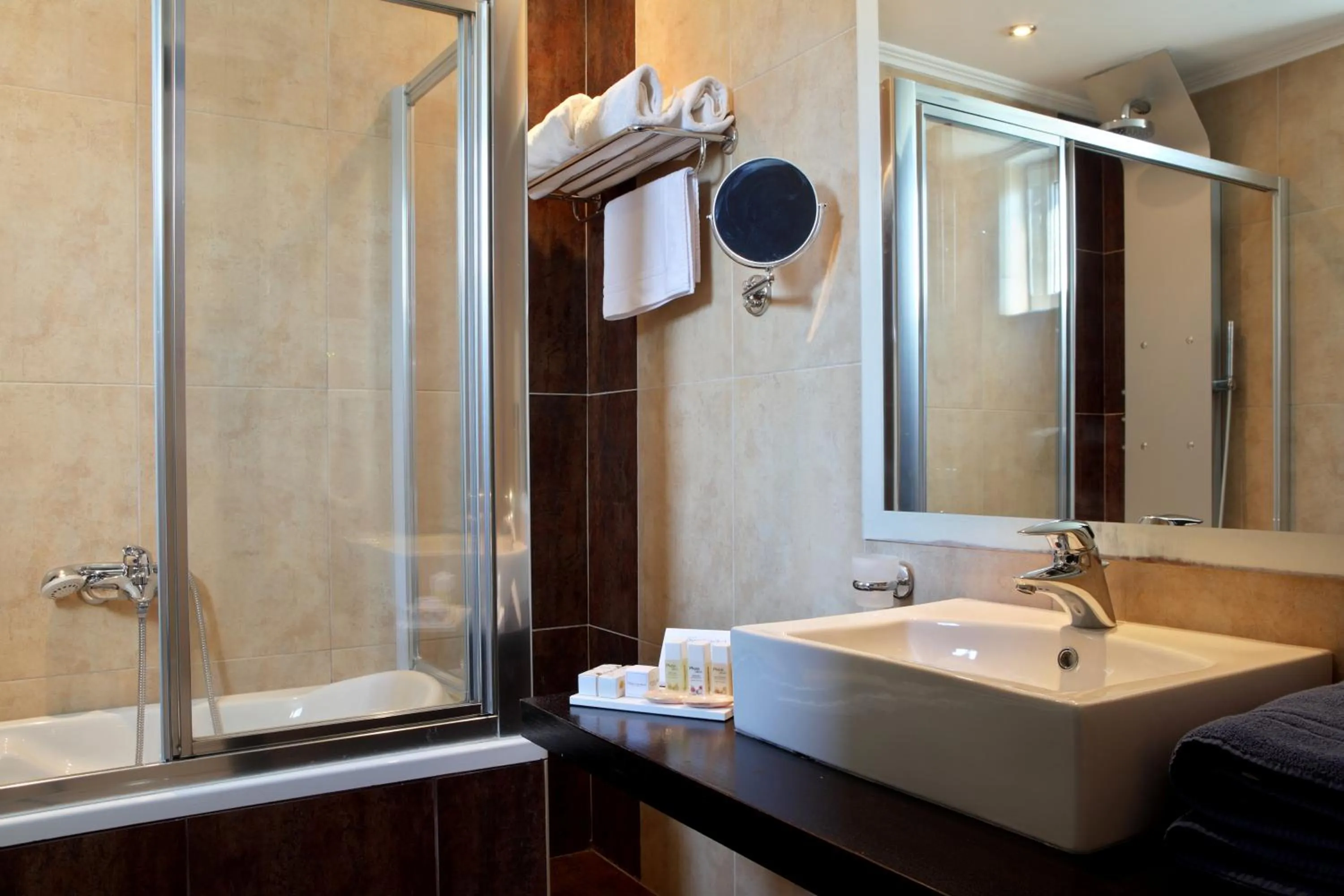 Bathroom in Olympia Golden Beach Resort & Spa