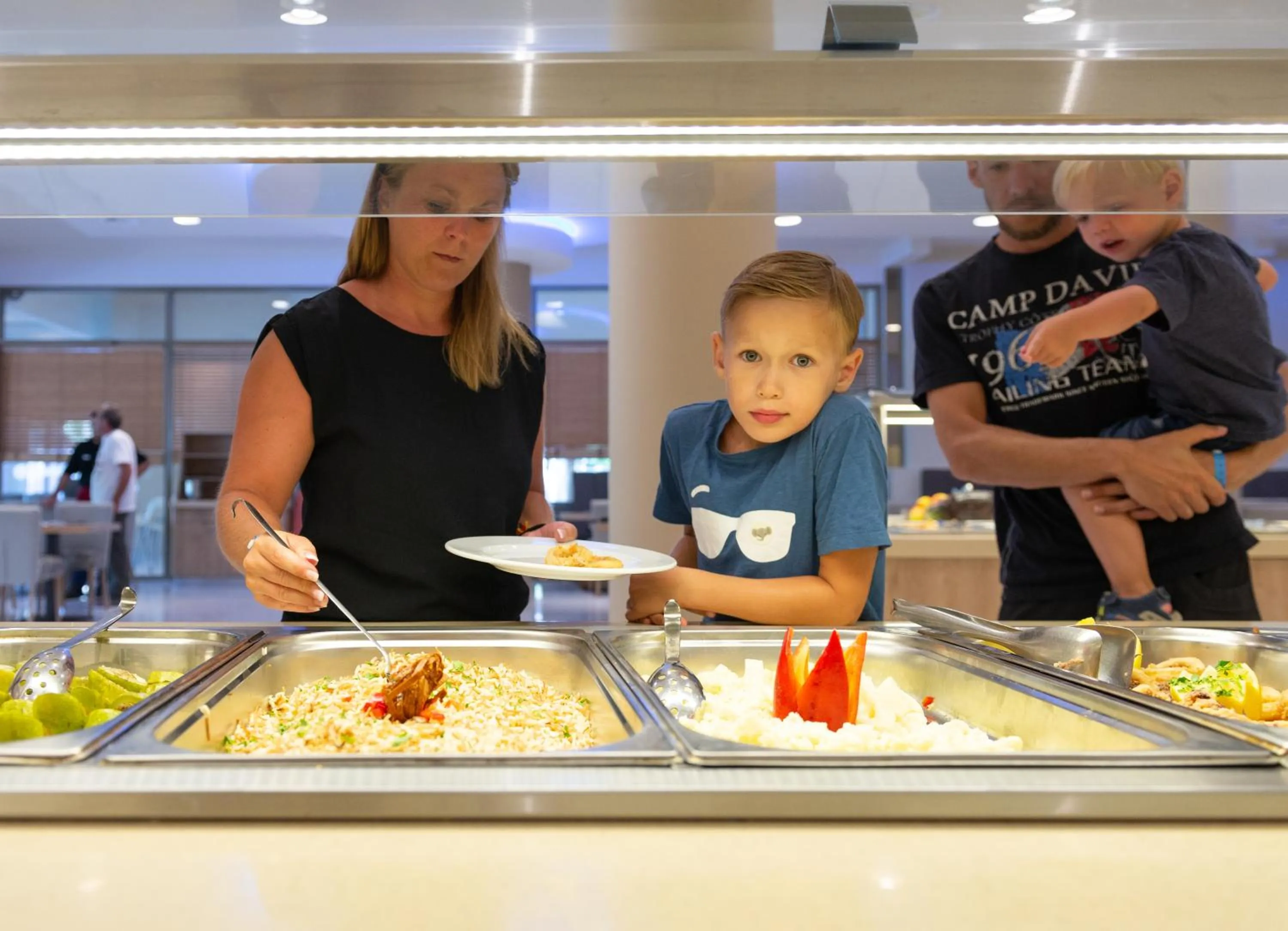 Restaurant/places to eat in Poseidon Hotel Sea Resort