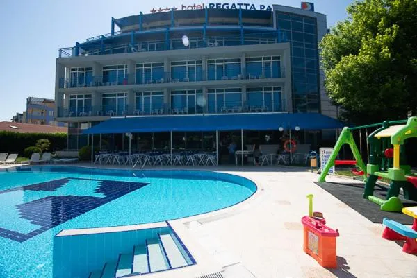 Swimming pool in Regata Palace Hotel
