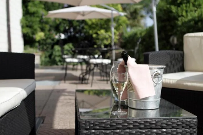 Food and drinks in Hotel City