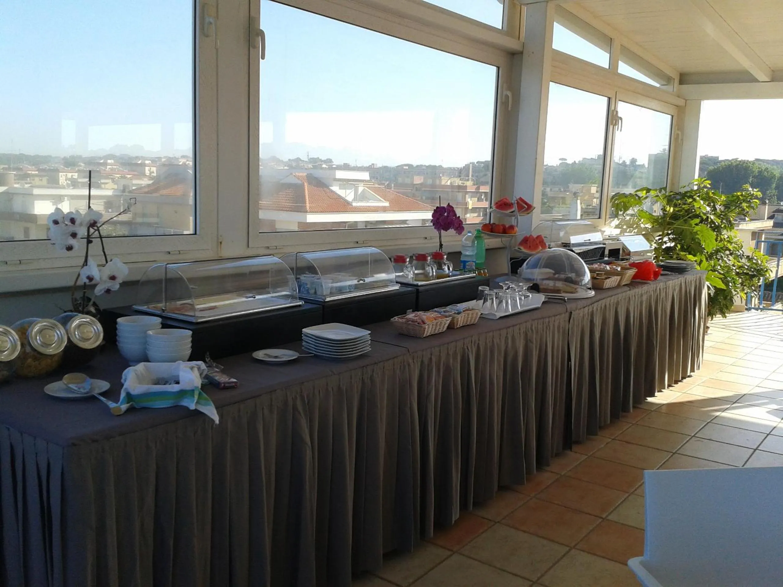 Restaurant/places to eat in Hotel L'Approdo