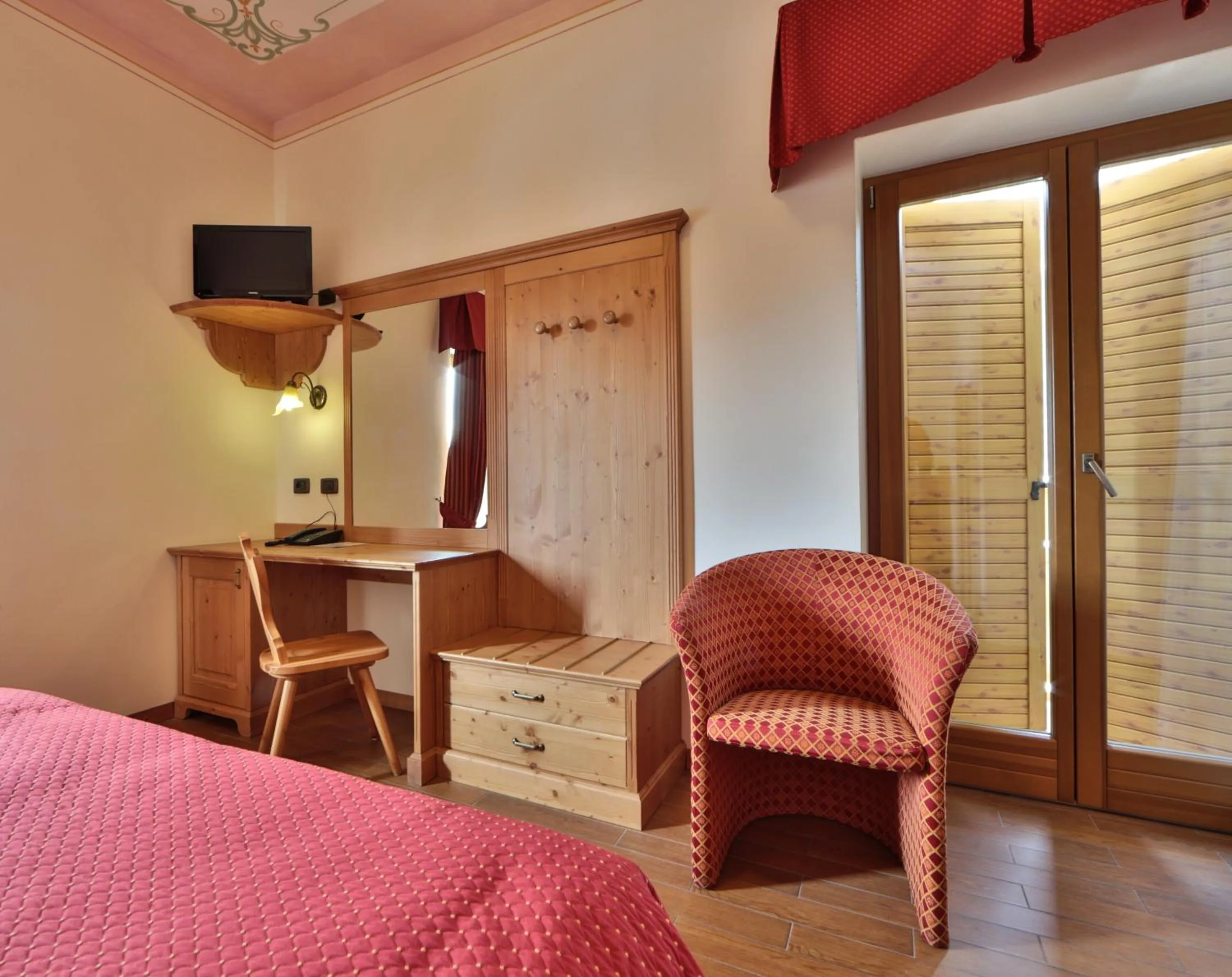 Photo of the whole room in Hotel Fai