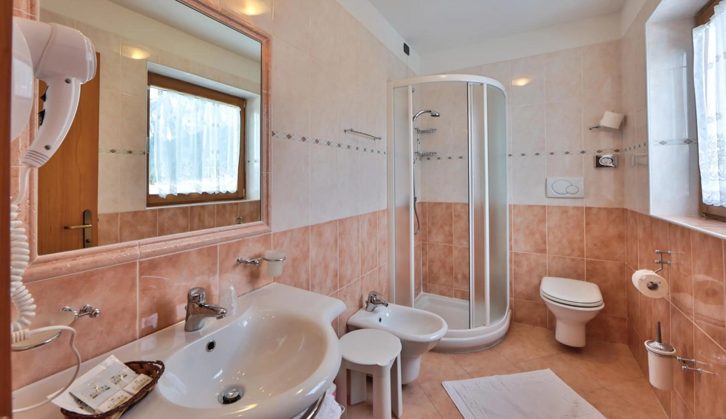 Bathroom in Hotel Fai