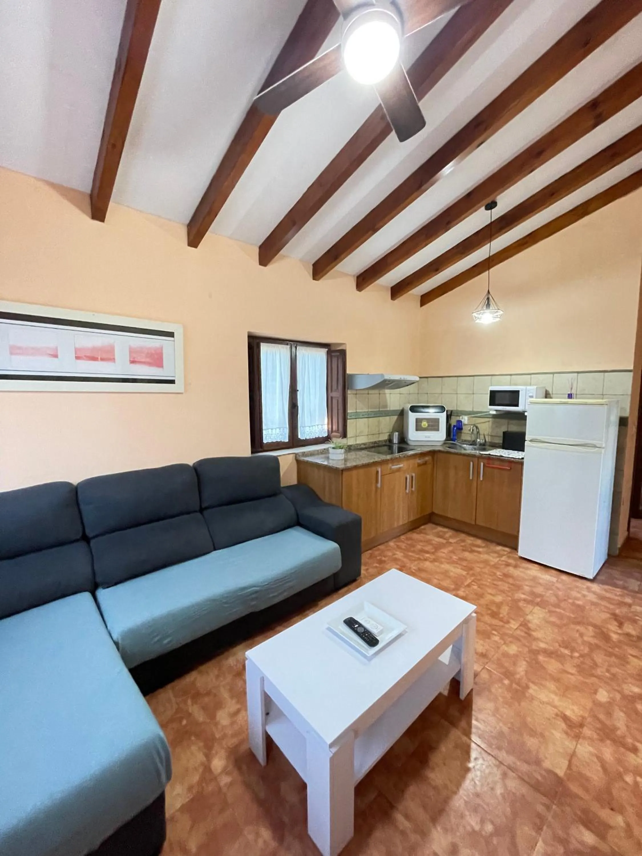 Kitchen or kitchenette in Posada La Cabaña De Salmon