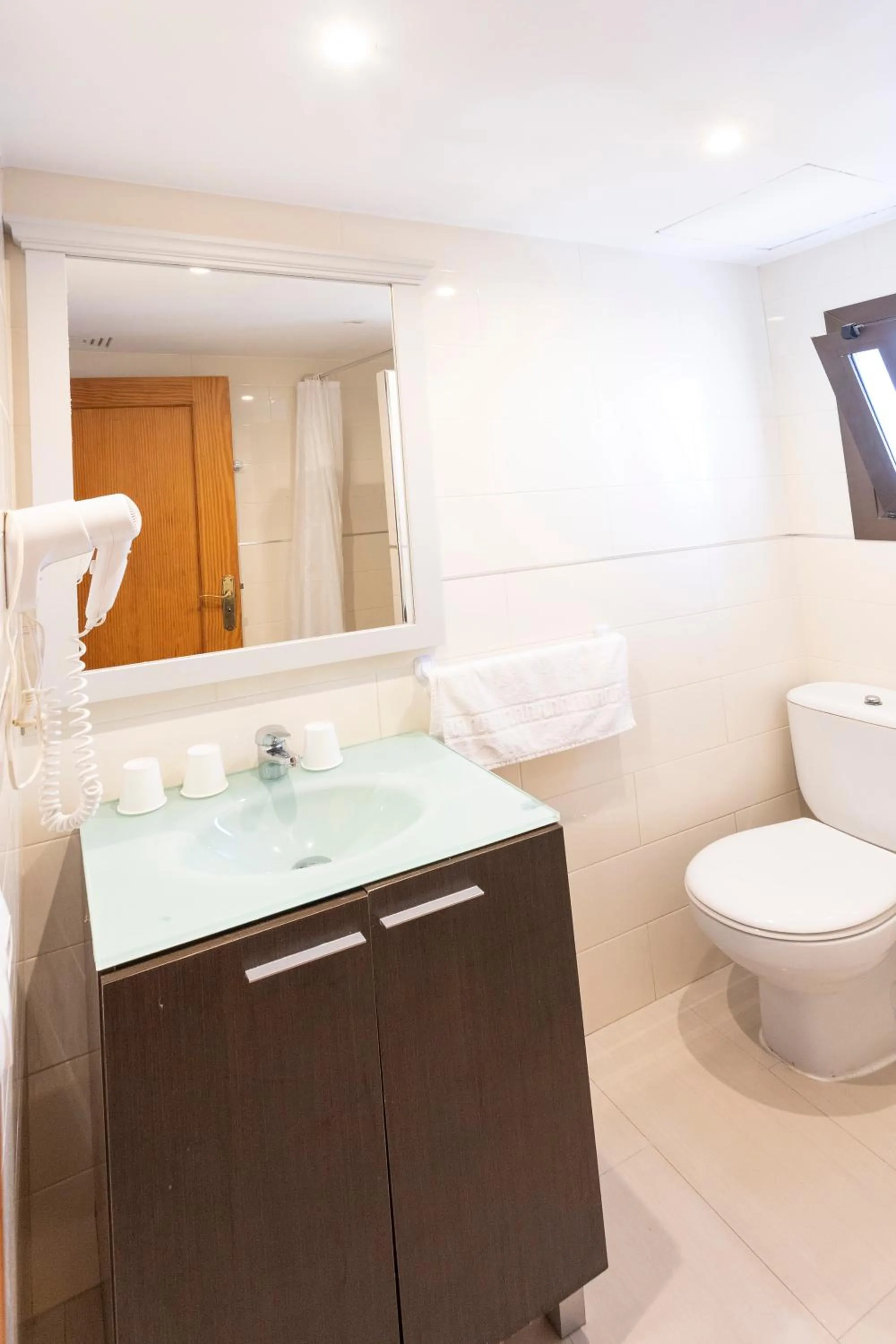 Toilet in Hotel Raxa