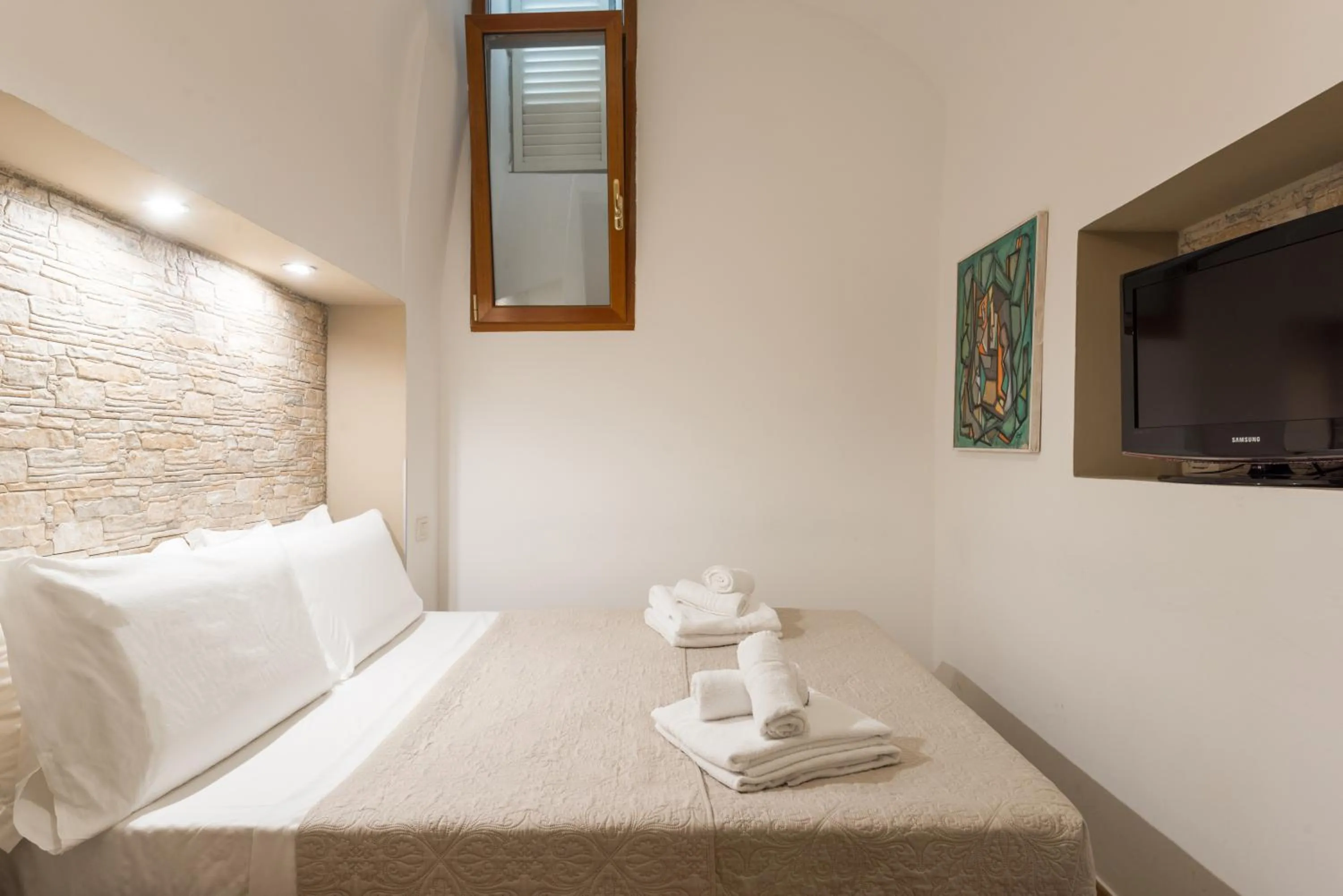 Bedroom, Bed in Lovin Roma Piazza di Spagna