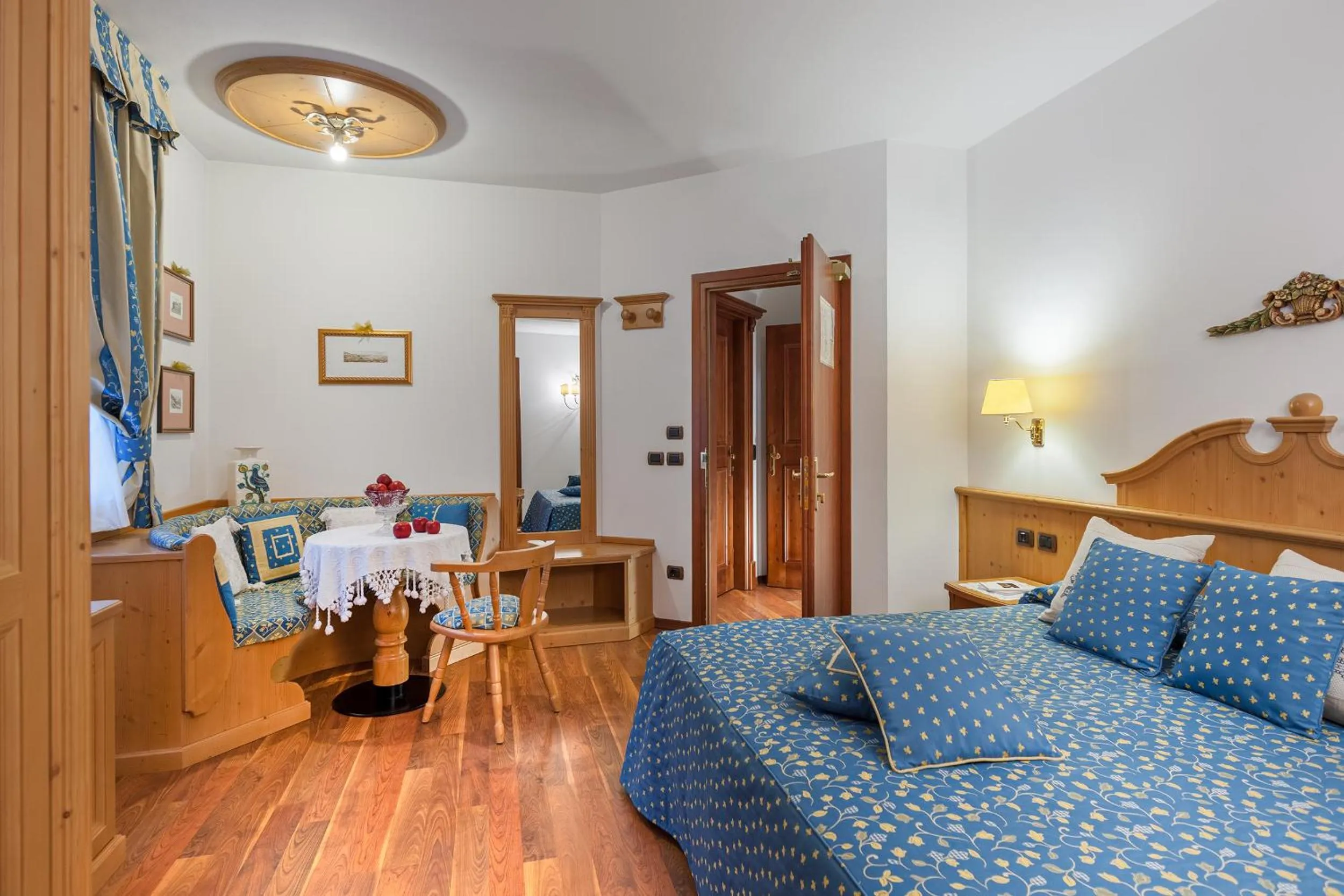 Bed in Brunet - The Dolomites Resort