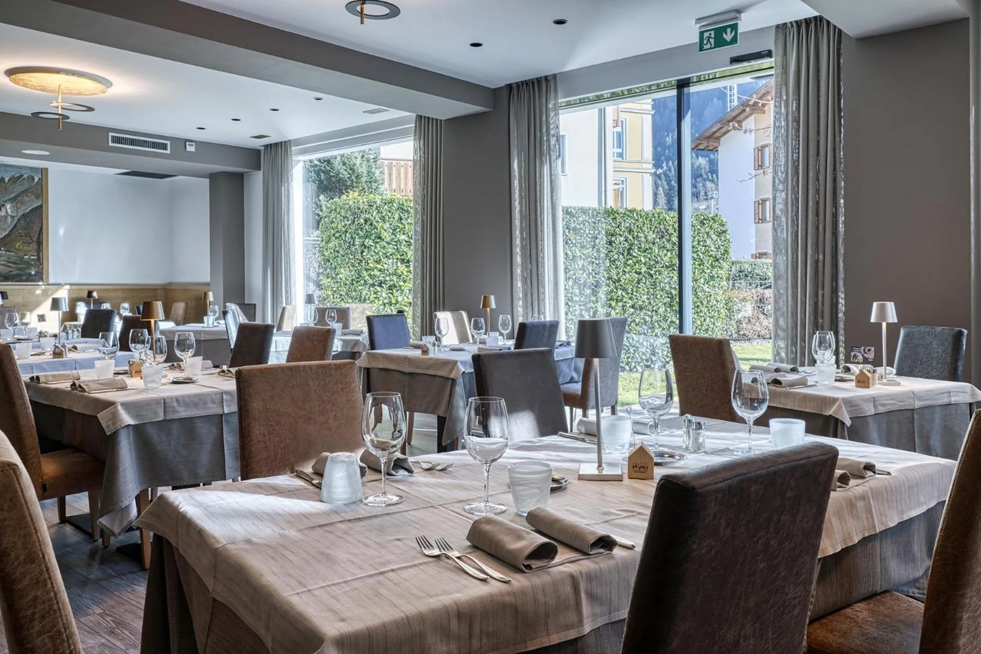 Restaurant/places to eat in Brunet - The Dolomites Resort