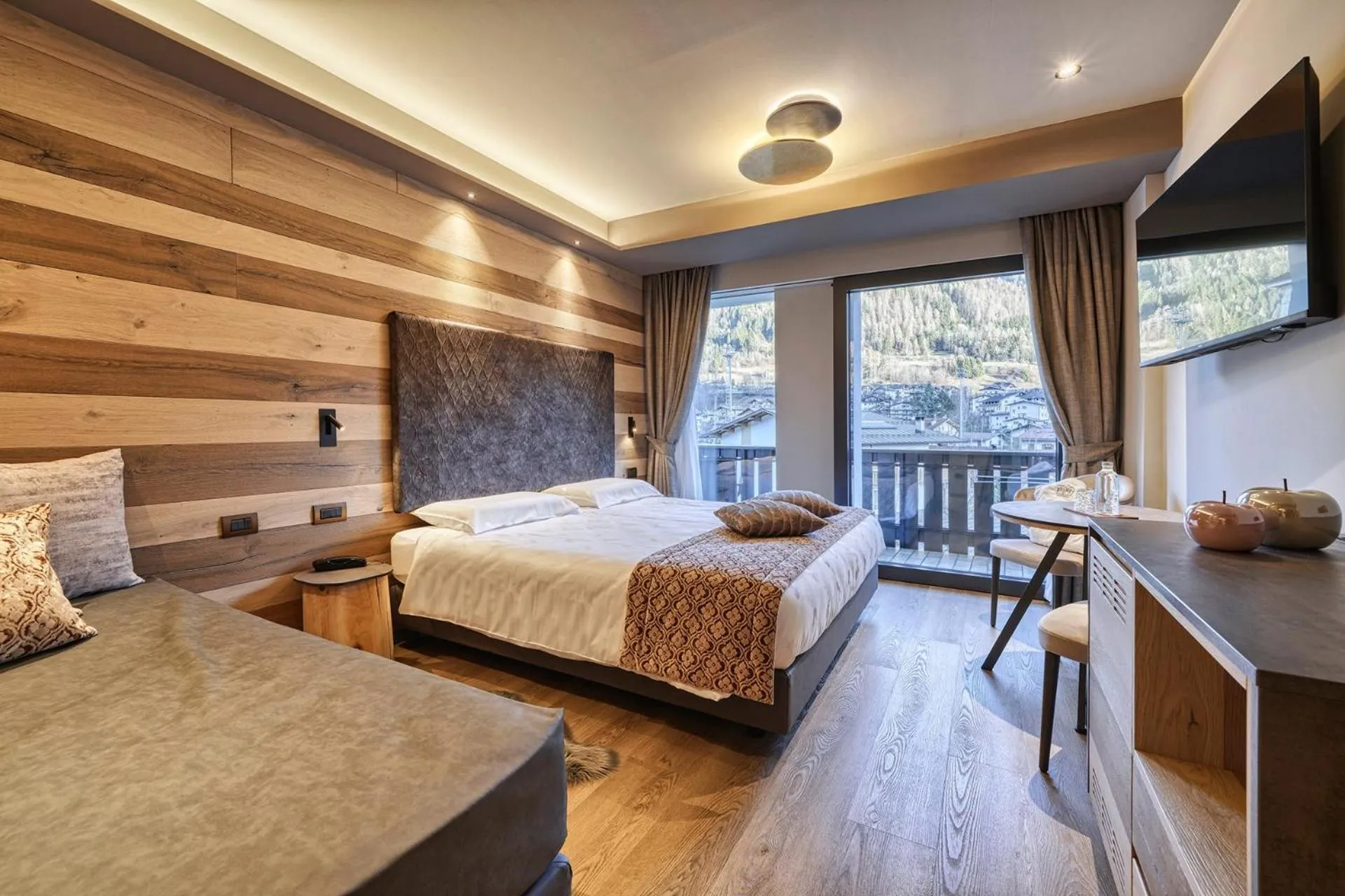 Bedroom, Bed in Brunet - The Dolomites Resort