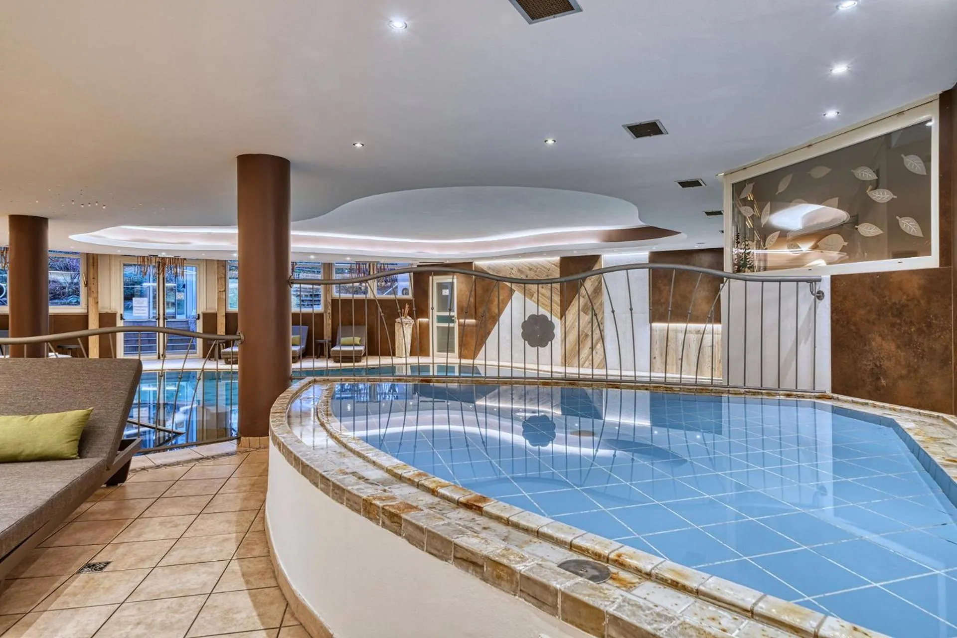 Swimming pool in Brunet - The Dolomites Resort