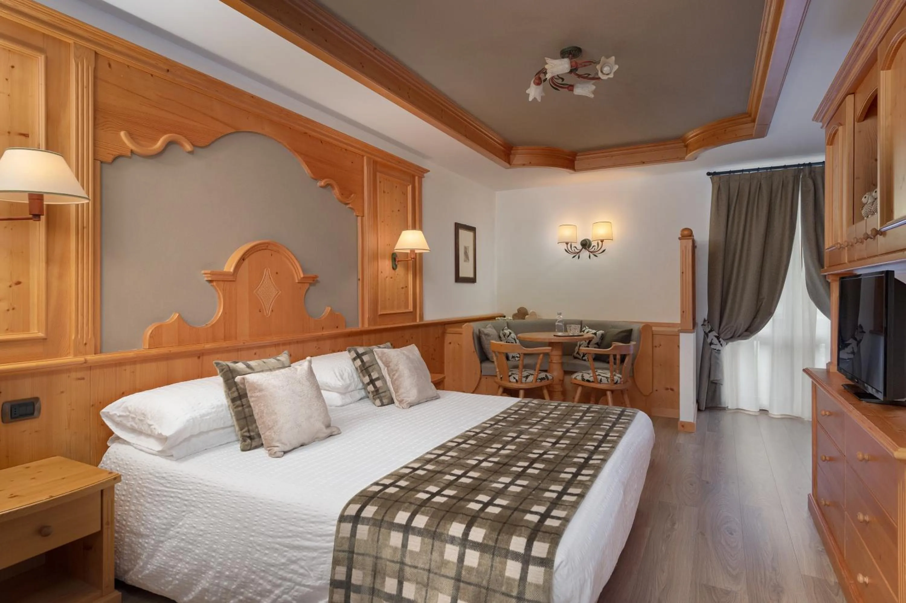 Bed in Brunet - The Dolomites Resort