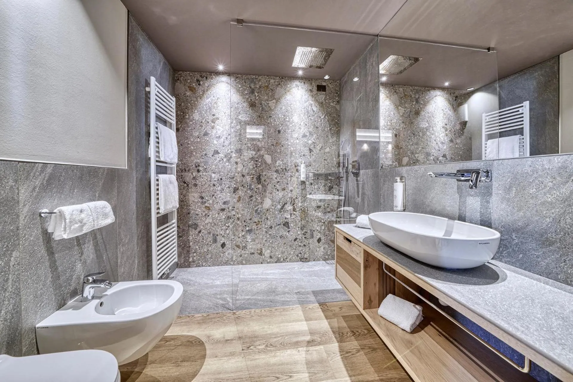 Bathroom in Brunet - The Dolomites Resort
