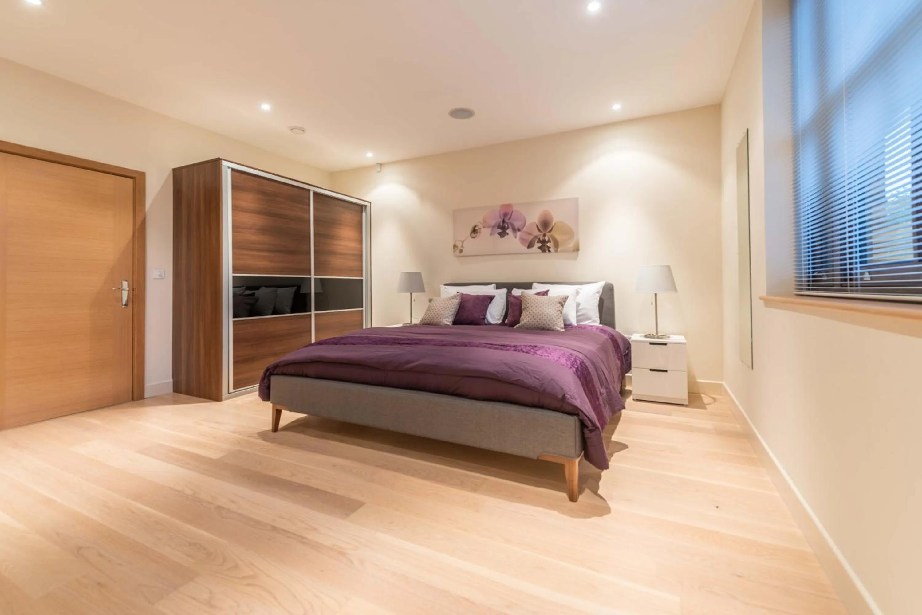 Bed in Hampden Apartments - The Catherine