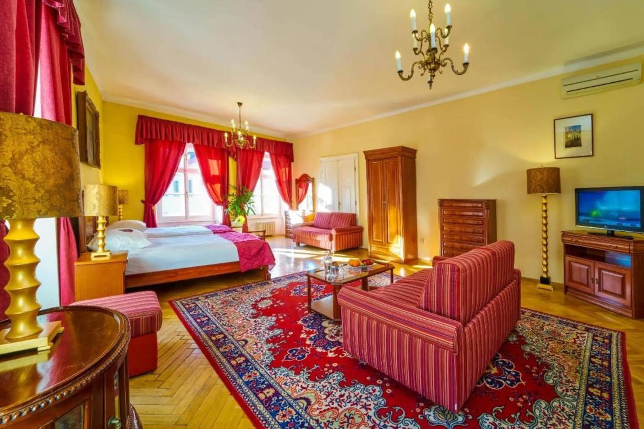 Photo of the whole room, Bed in Josephine Old Town Square Hotel - Czech Leading Hotels