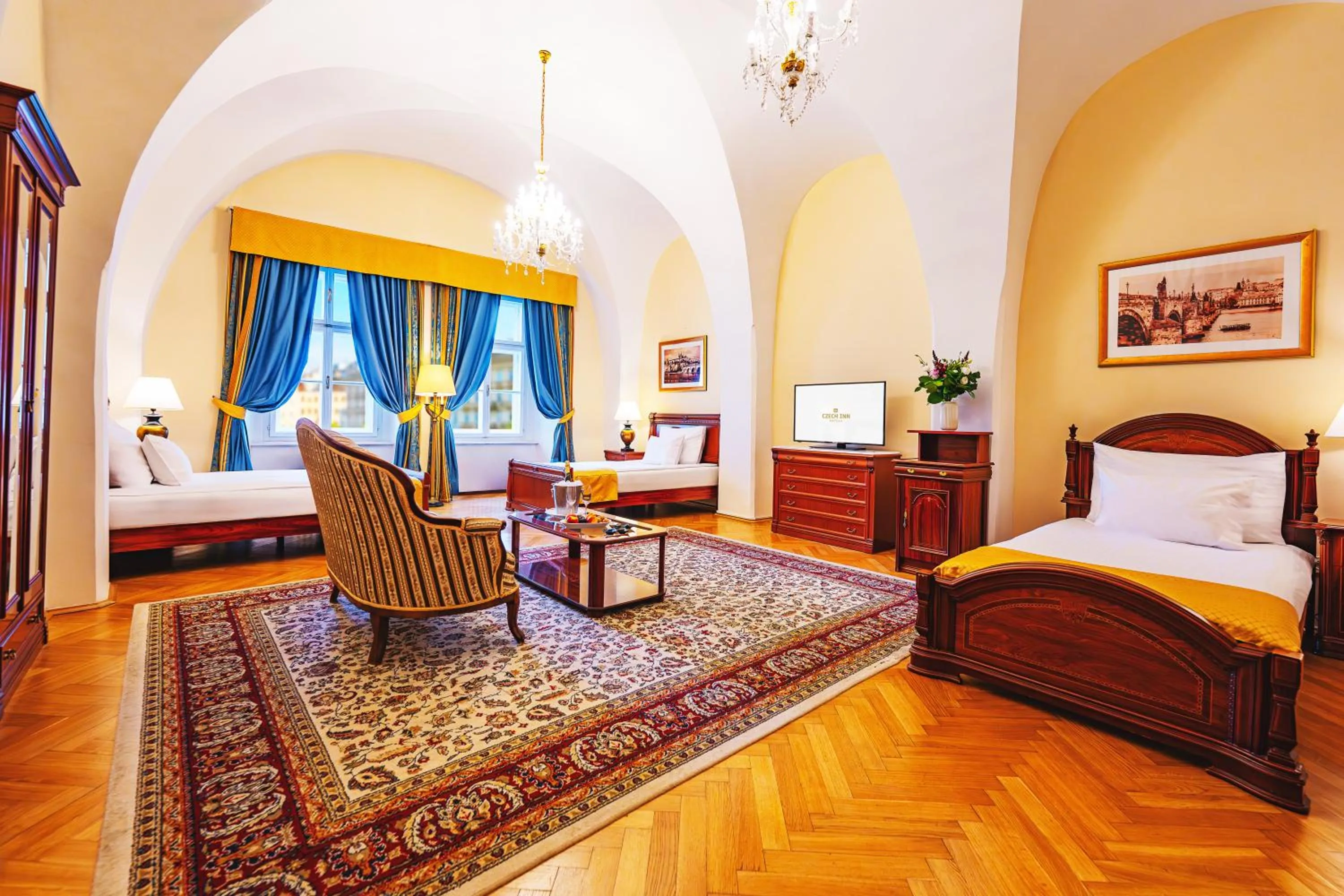 Living room, Bed in Josephine Old Town Square Hotel - Czech Leading Hotels