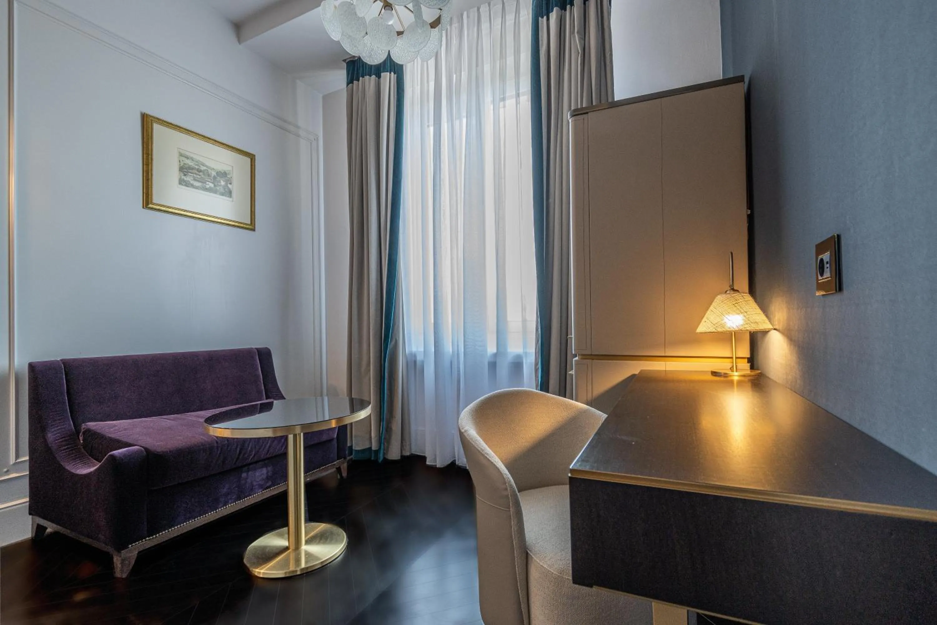 Living room in Sofia Balkan Palace