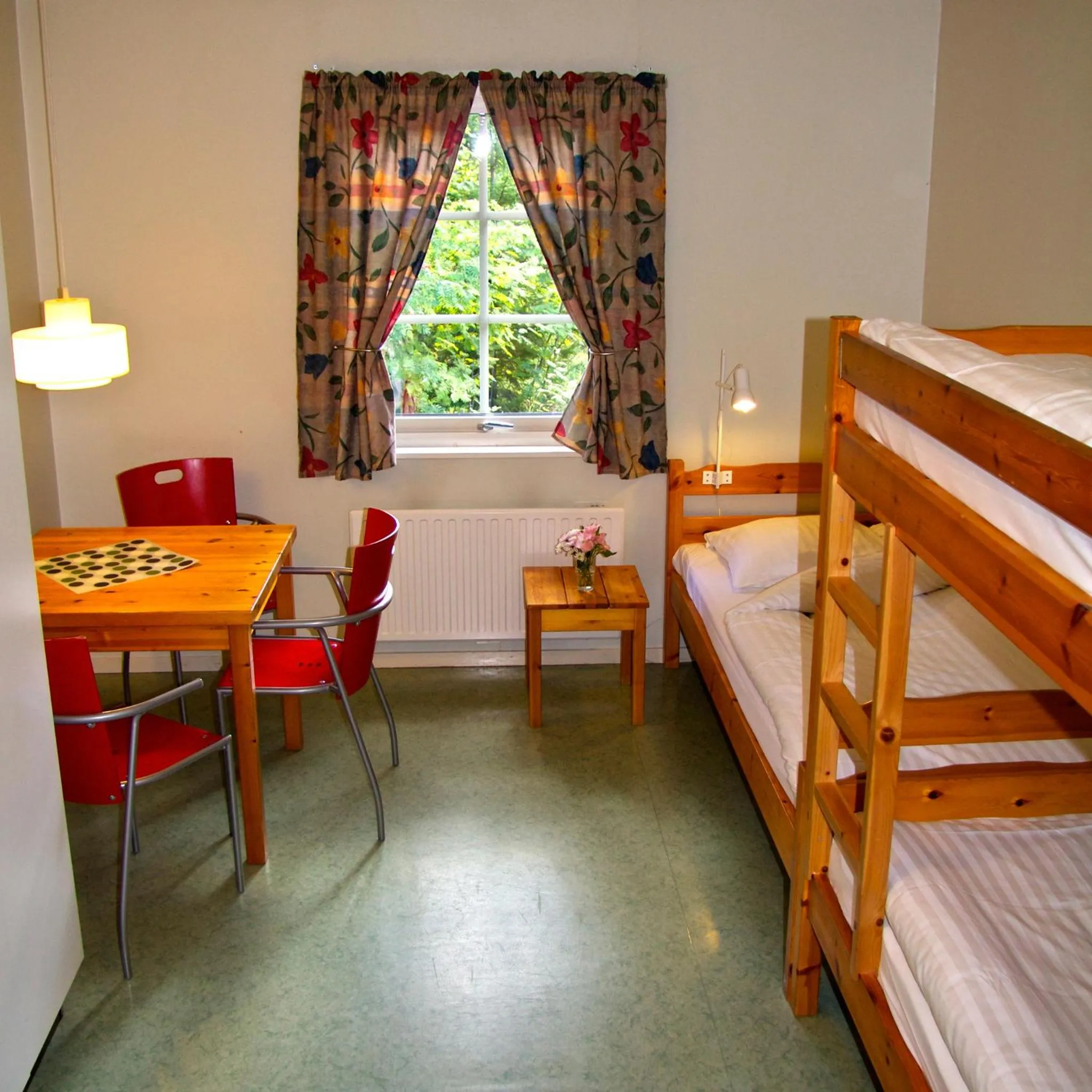 Photo of the whole room, Bed in Gaffelbyn - Sundsvalls Vandrarhem