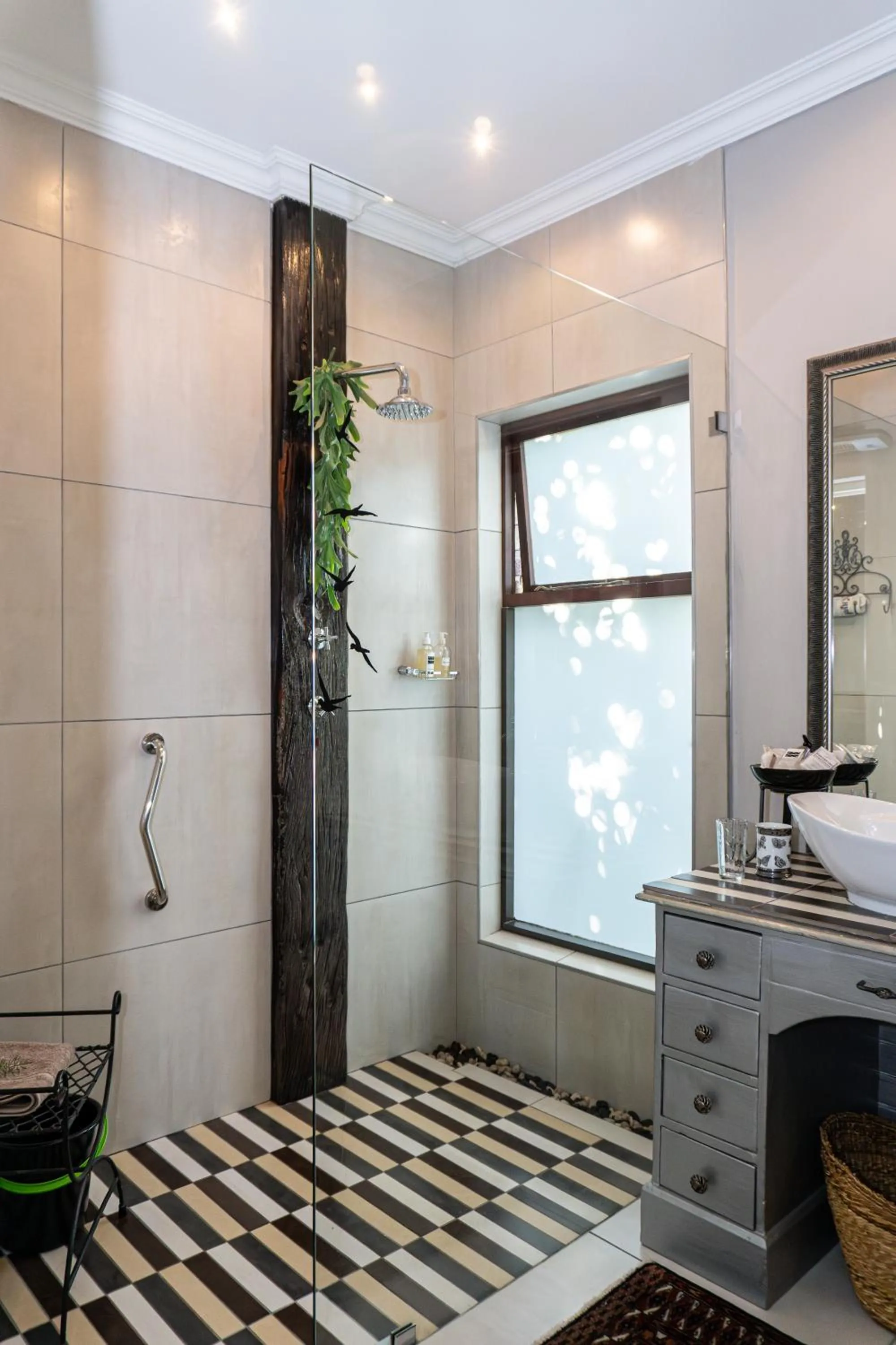 Shower in Earthbound Guest House