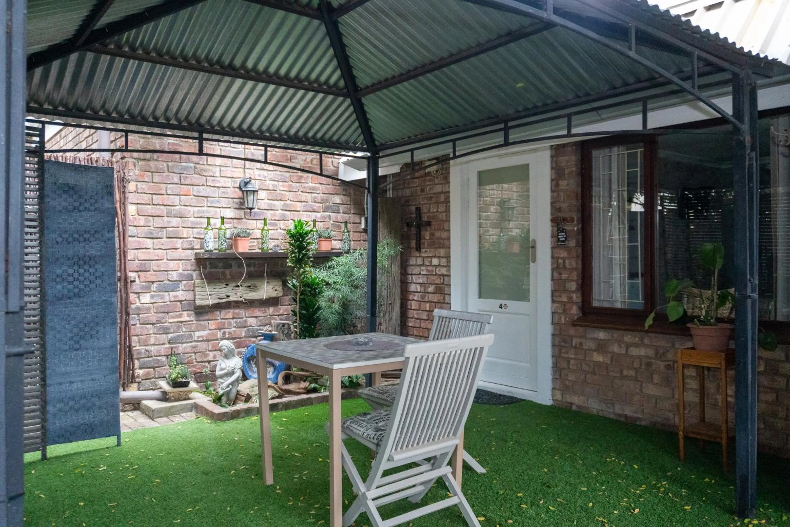 Garden in Earthbound Guest House